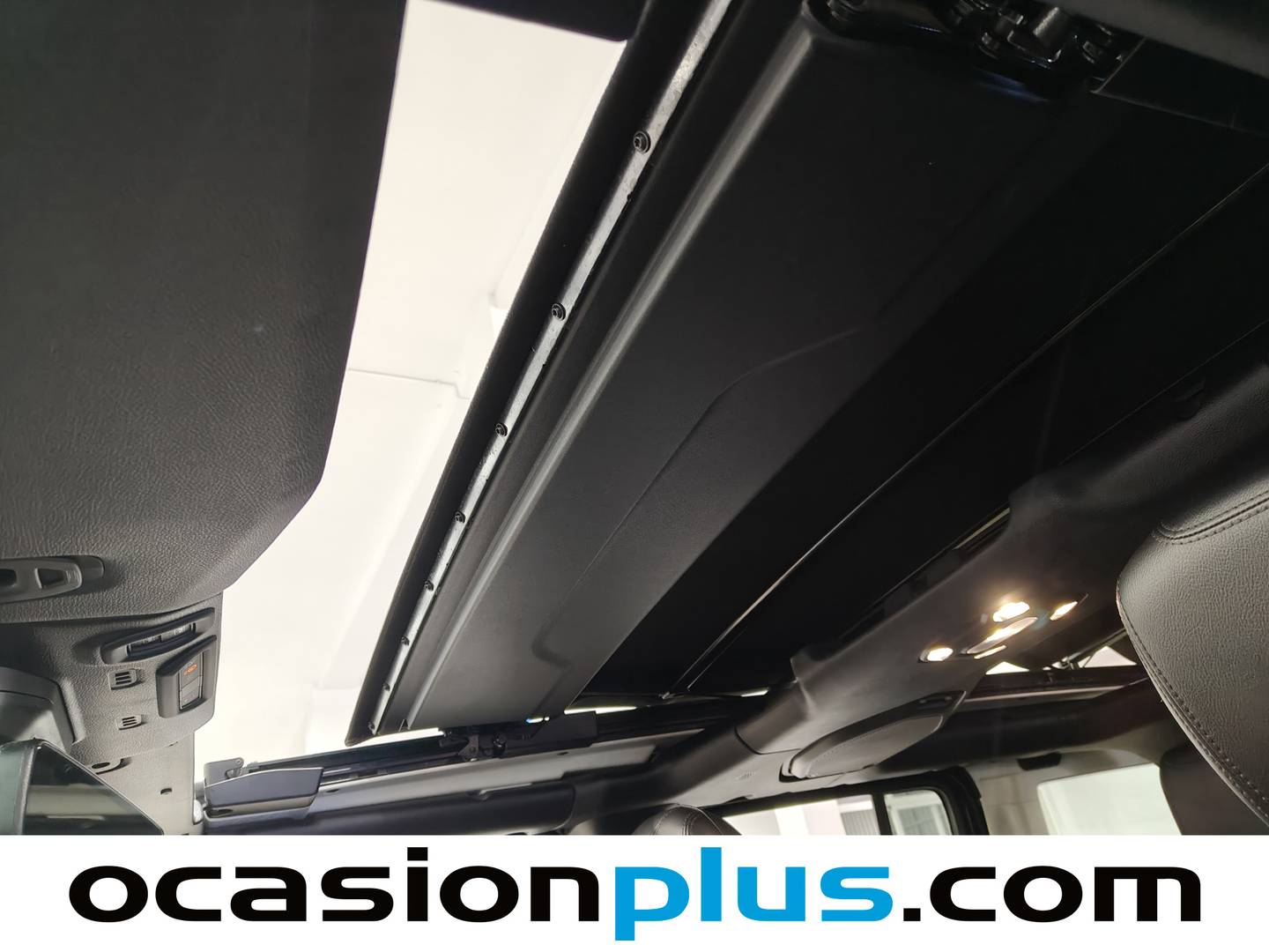 Foto Jeep Wrangler Jeep Wrangler 2.0T Rubicon 8ATX (270 CV)