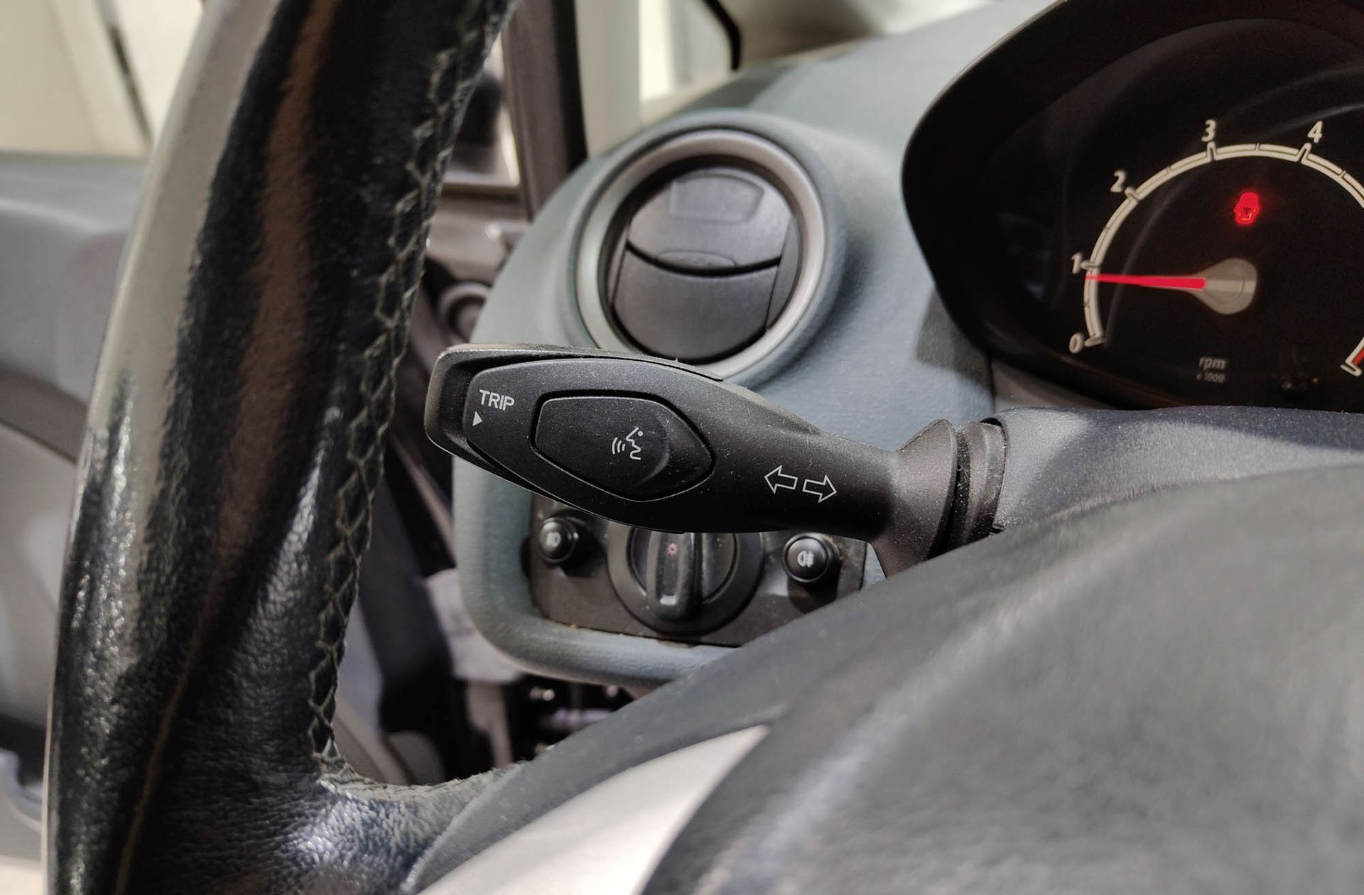 Ford Fiesta 1.25 Trend - foto 20