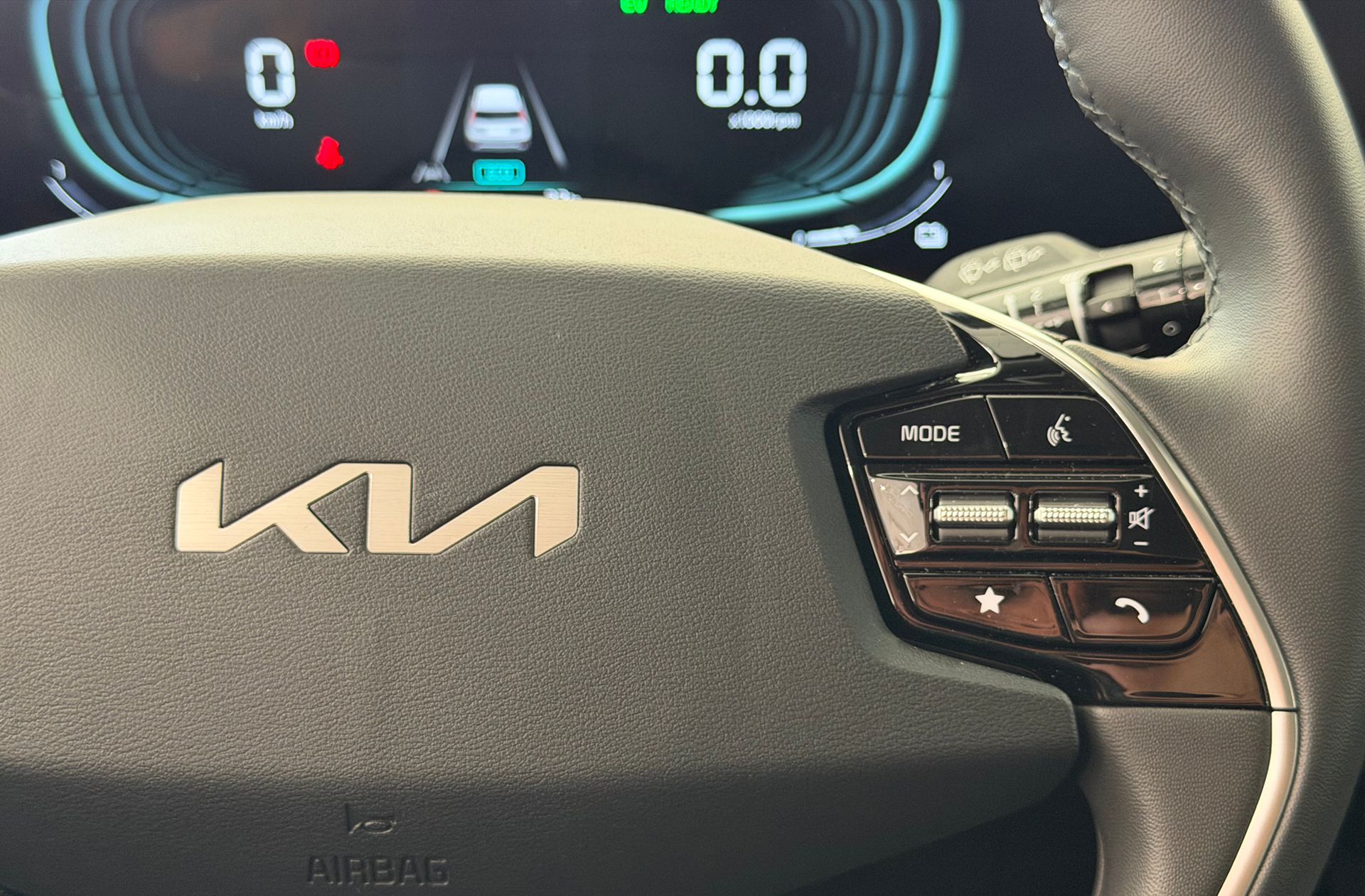 Kia Niro 1.6 GDi HEV Concept - foto 24