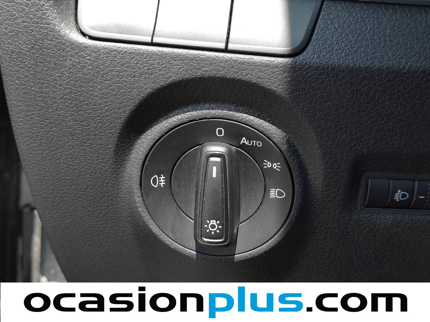 Equipamiento del Skoda Fabia Skoda Fabia 1.0 MPI Like (75 CV)