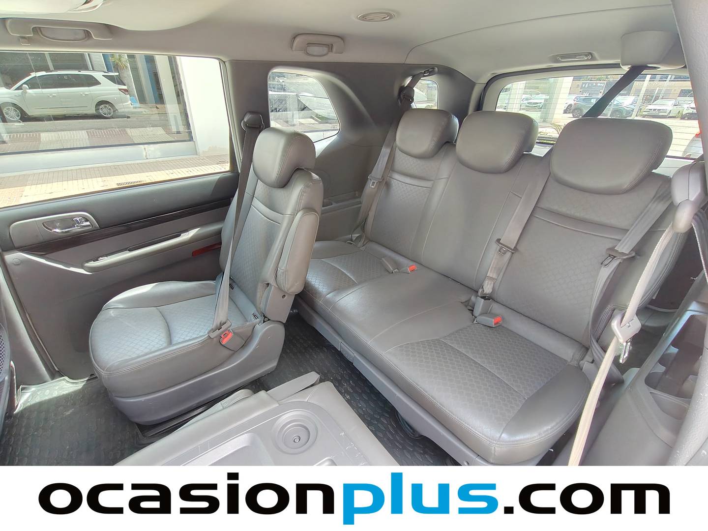 Equipamiento del SsangYong Rodius SsangYong Rodius D22T Limited Auto (178 CV) 7 Plazas