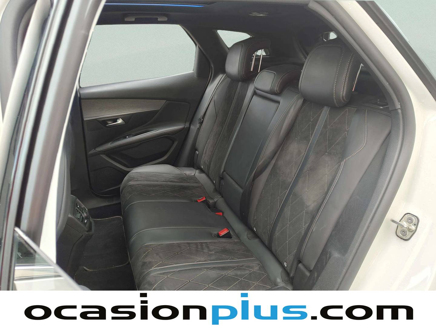 Foto Peugeot 3008 Peugeot 3008 BlueHDi 180 S&S GT EAT8 (180 CV)