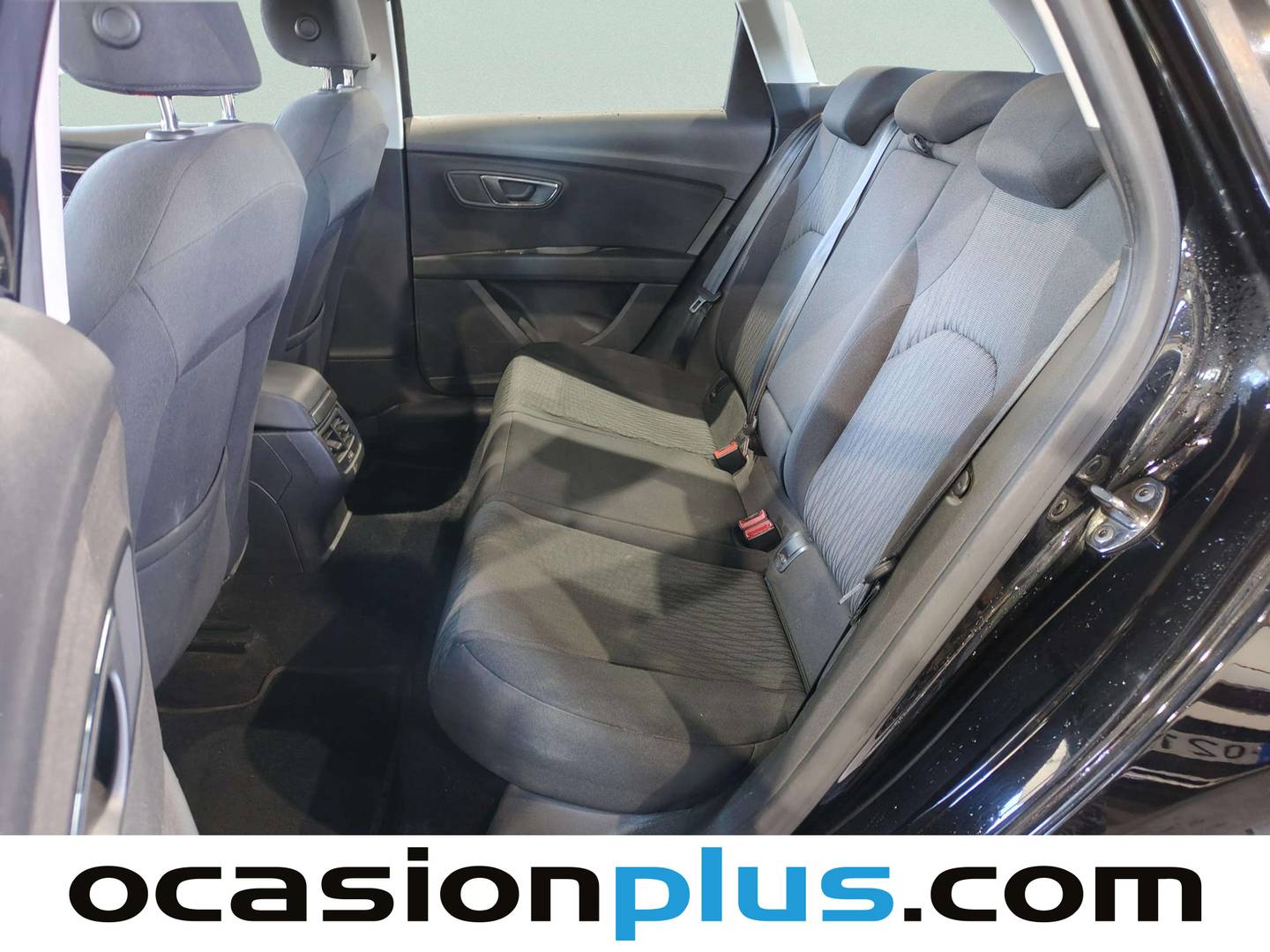 Foto asientos traseros Seat León Seat León ST 1.6 TDI S&S Style (110 CV)