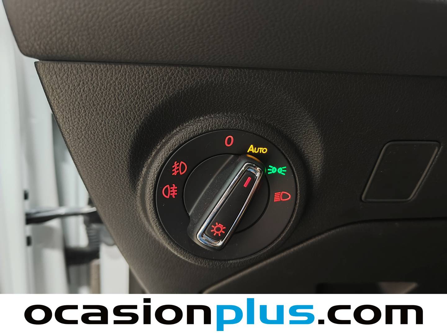 Seat León Seat León ST 2.0 EcoTSI S&S FR Edition DSG (190 CV) de segunda mano