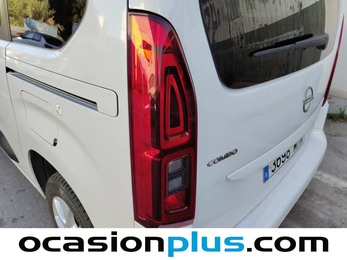 Foto Opel Combo Life Opel Combo Life 1.5 TD Business Edition Plus L1 (102 CV)