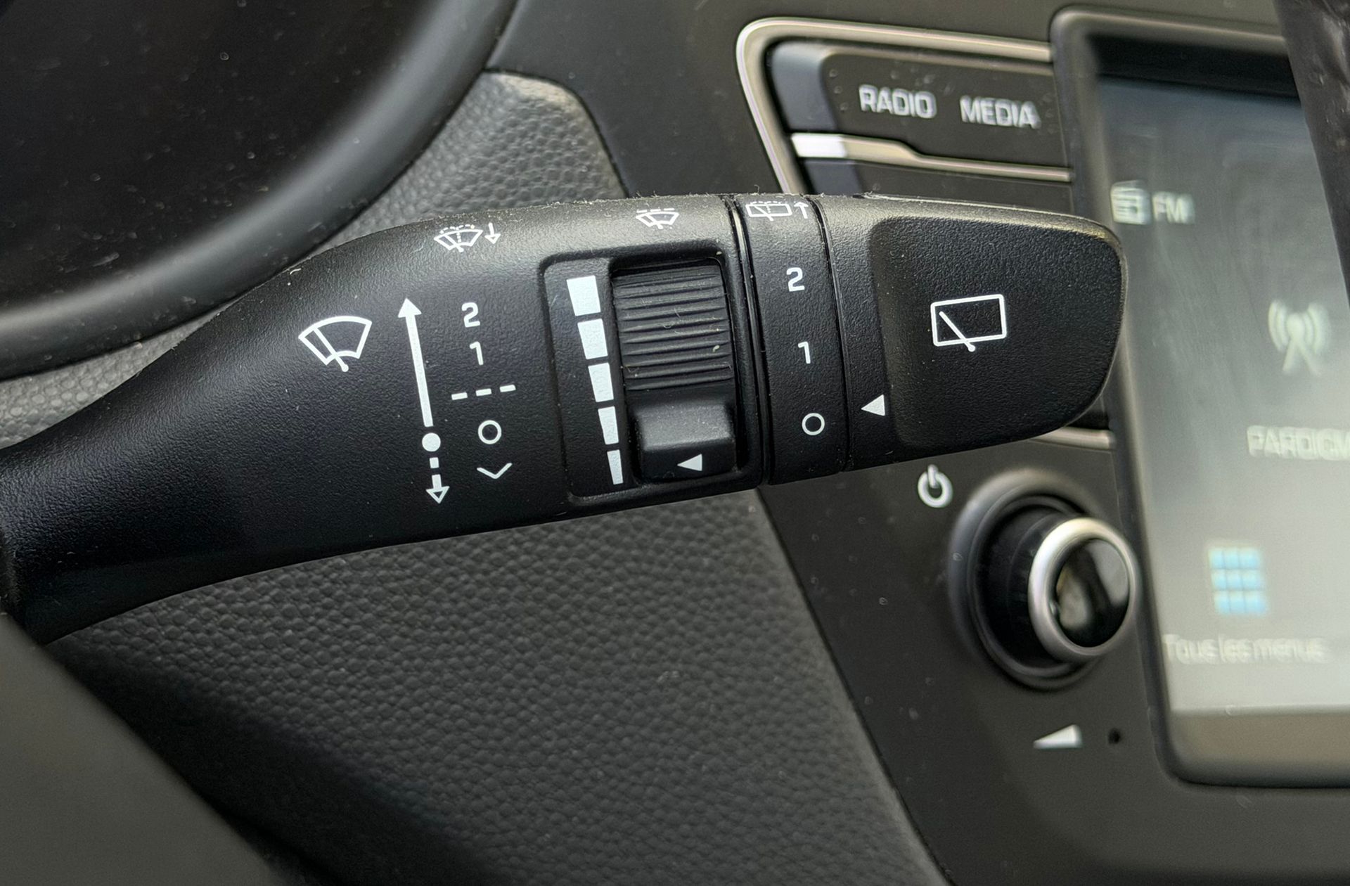 Hyundai i20 1.2 MPI Essence LE - foto 25