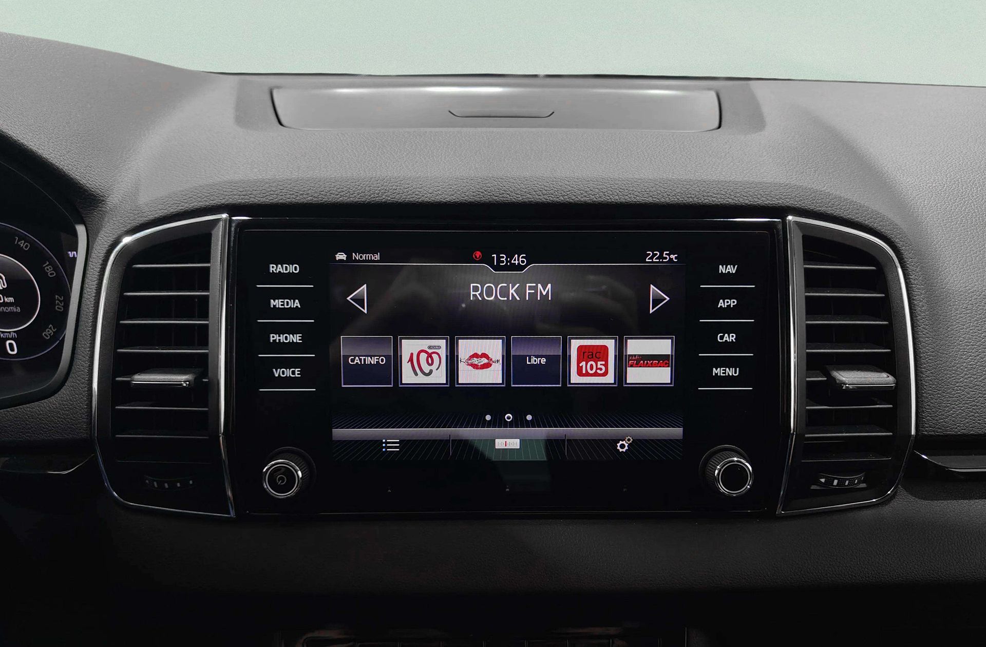 Škoda Karoq 1.5 TSI ACT Style DSG - foto 35