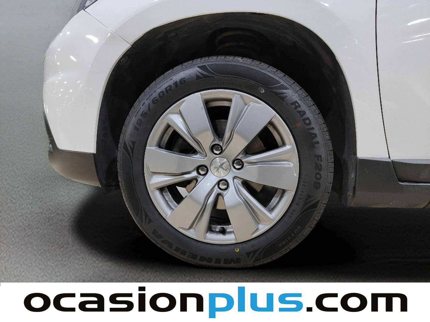 Foto Peugeot 2008 Peugeot 2008 PureTech 110 S&S Style (110 CV)