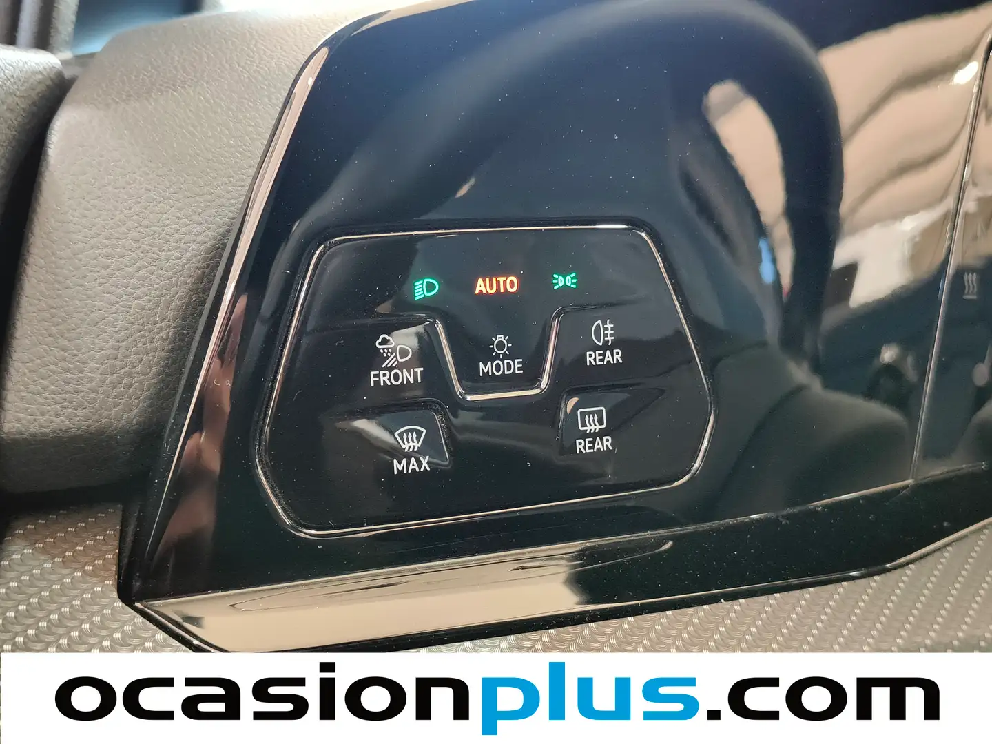 Foto Volkswagen Golf Volkswagen Golf Variant R-Line 2.0 TDI (150 CV) DSG