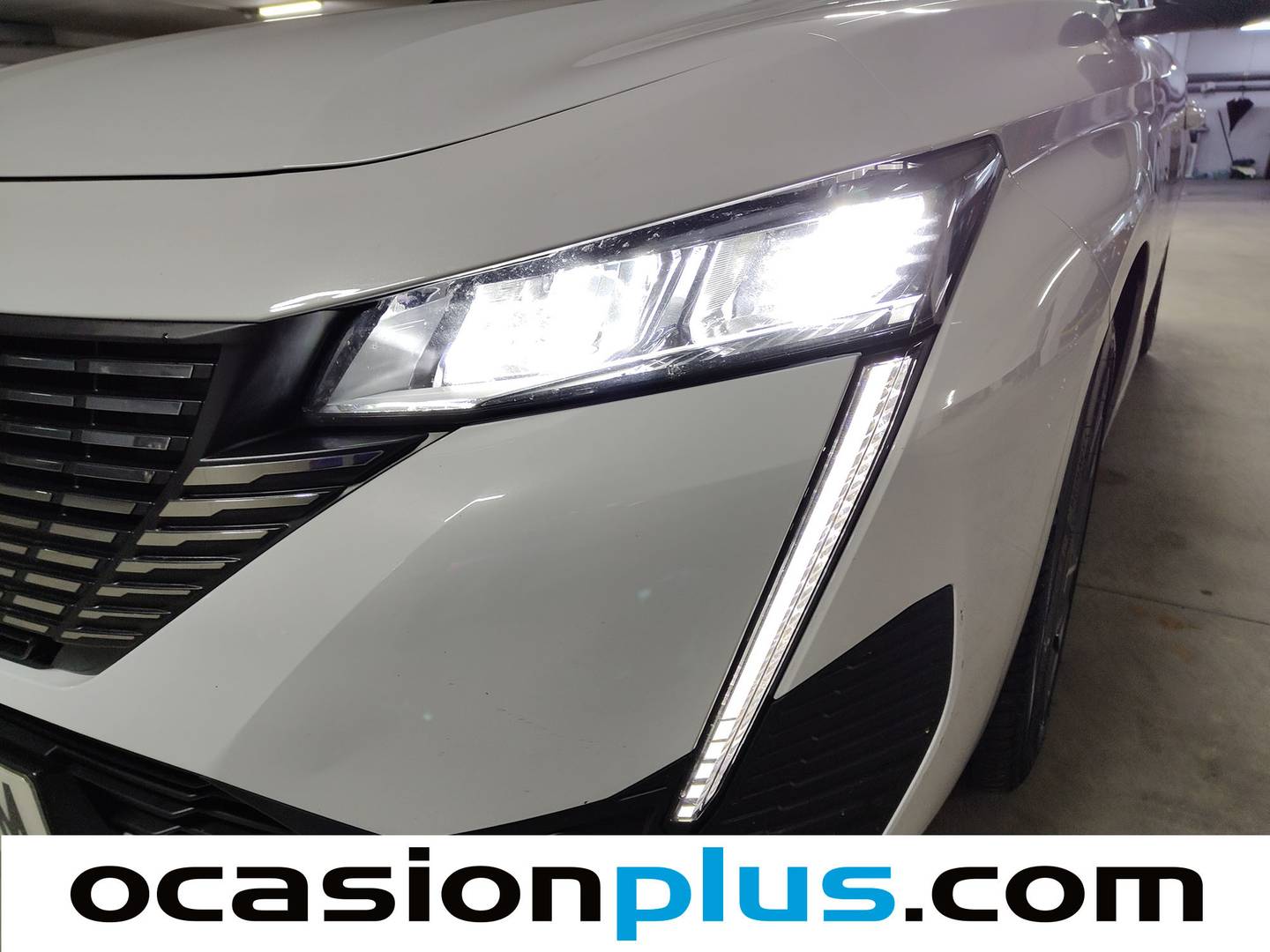 Foto Peugeot 308 Peugeot 308 Allure Hybrid eDCS6 (145 CV)