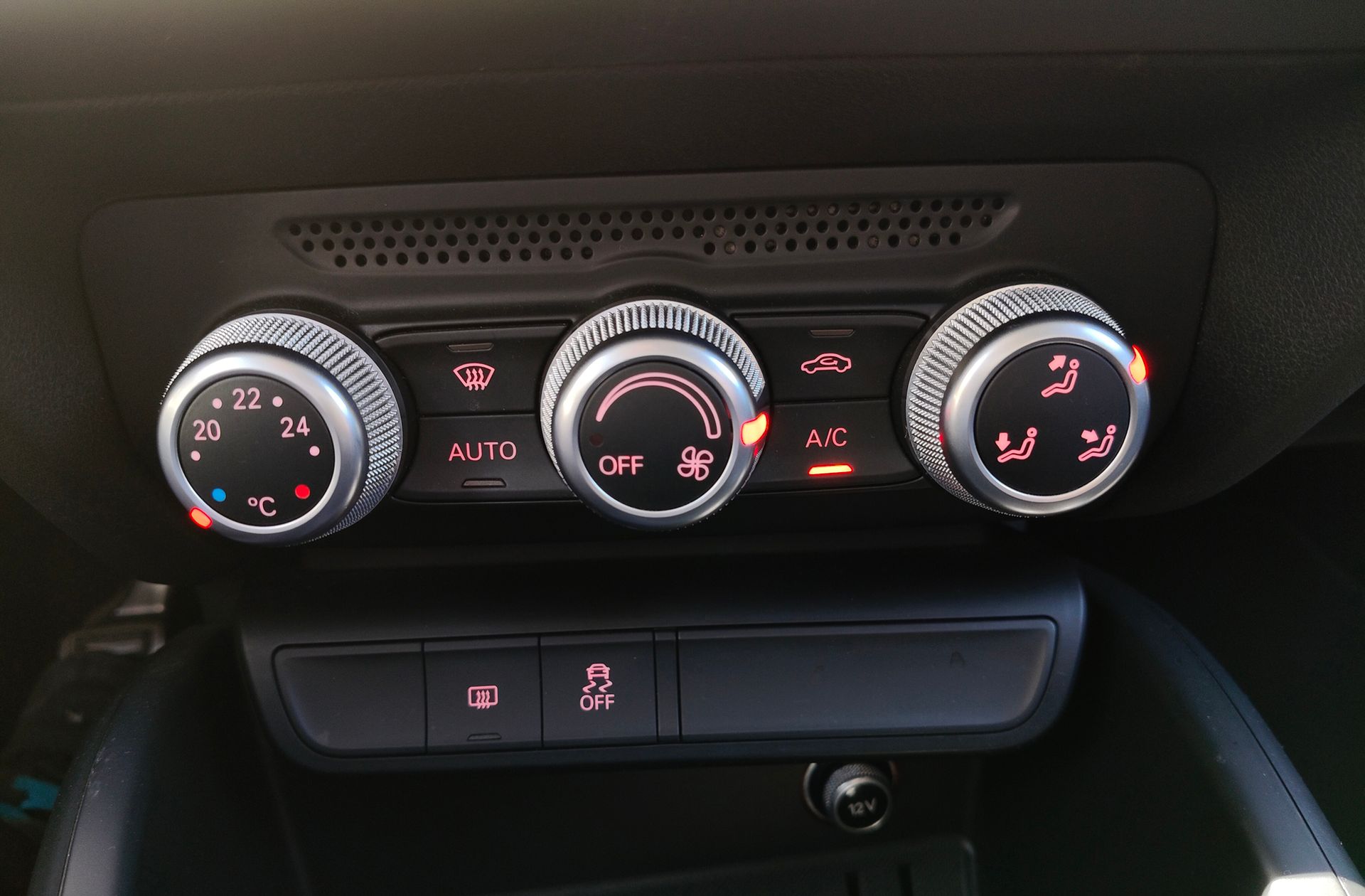 Audi A1 Sportback Adrenalin 1.6 TDI S Line - foto 26