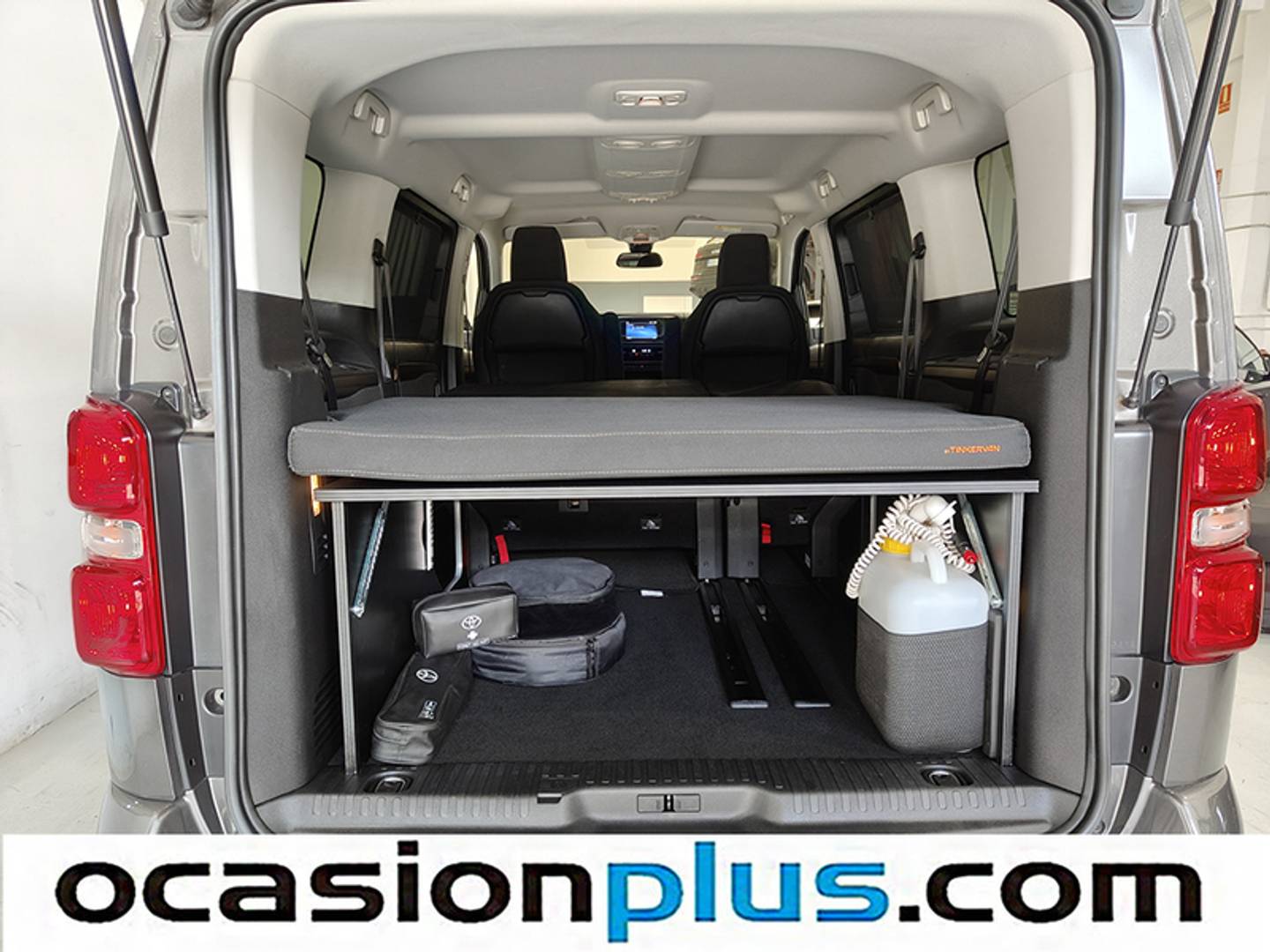 Foto Toyota Proace Verso Toyota Proace Verso Family Advance 75kWh L1 (136 CV) 8 Plazas camperizada