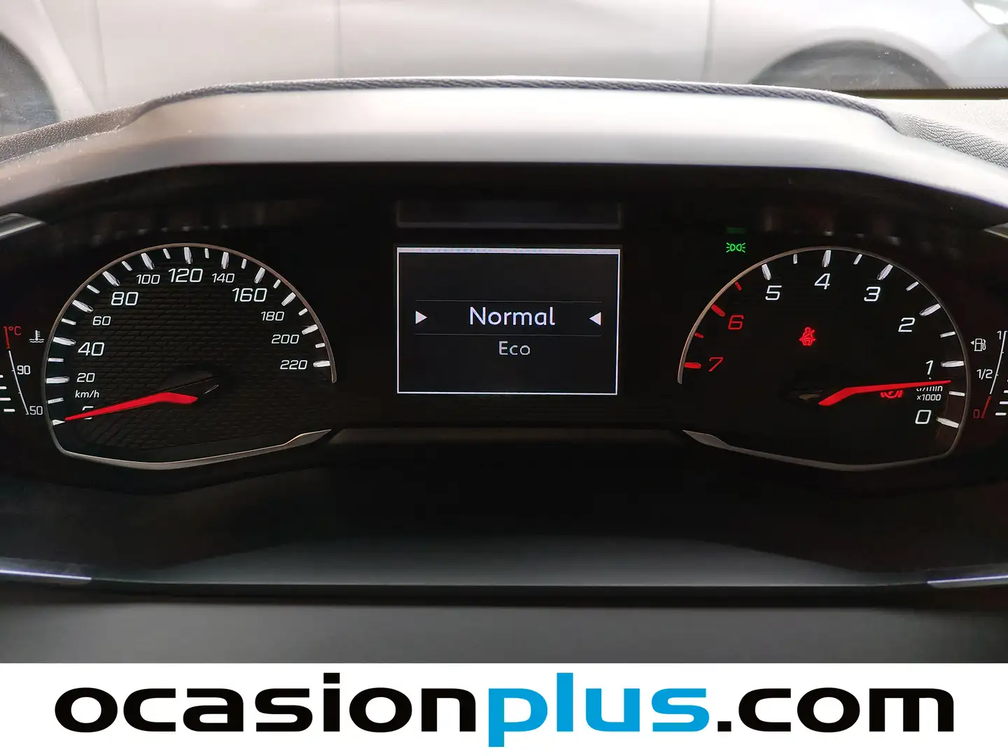 Foto Peugeot 208 Peugeot 208 PureTech 100 Allure (100 CV)