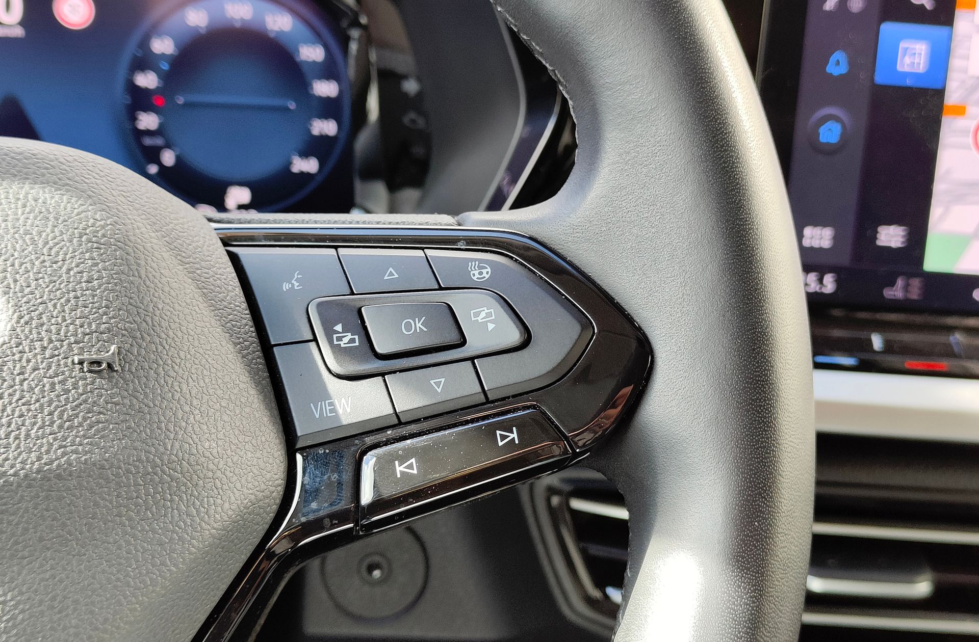 Ford Grand Tourneo Connect 2.0 EcoBlue Titanium 7 plazas - foto 27
