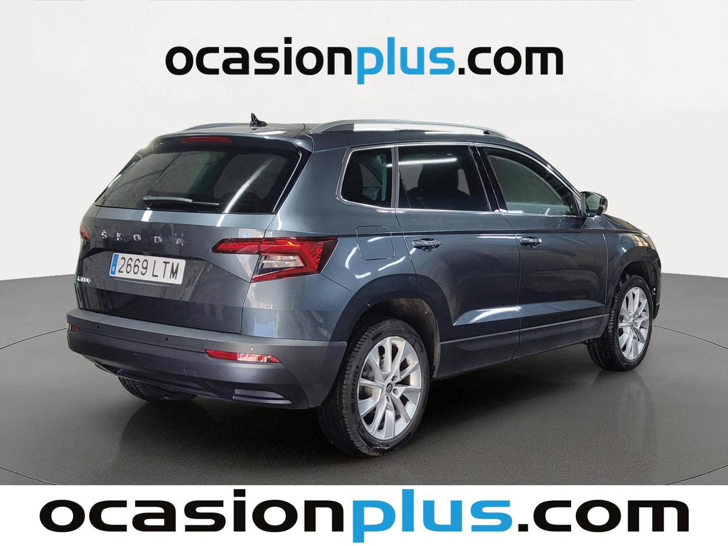 Foto trasera Skoda Karoq Skoda Karoq 1.5 TSI ACT Style DSG (150 CV) derecha