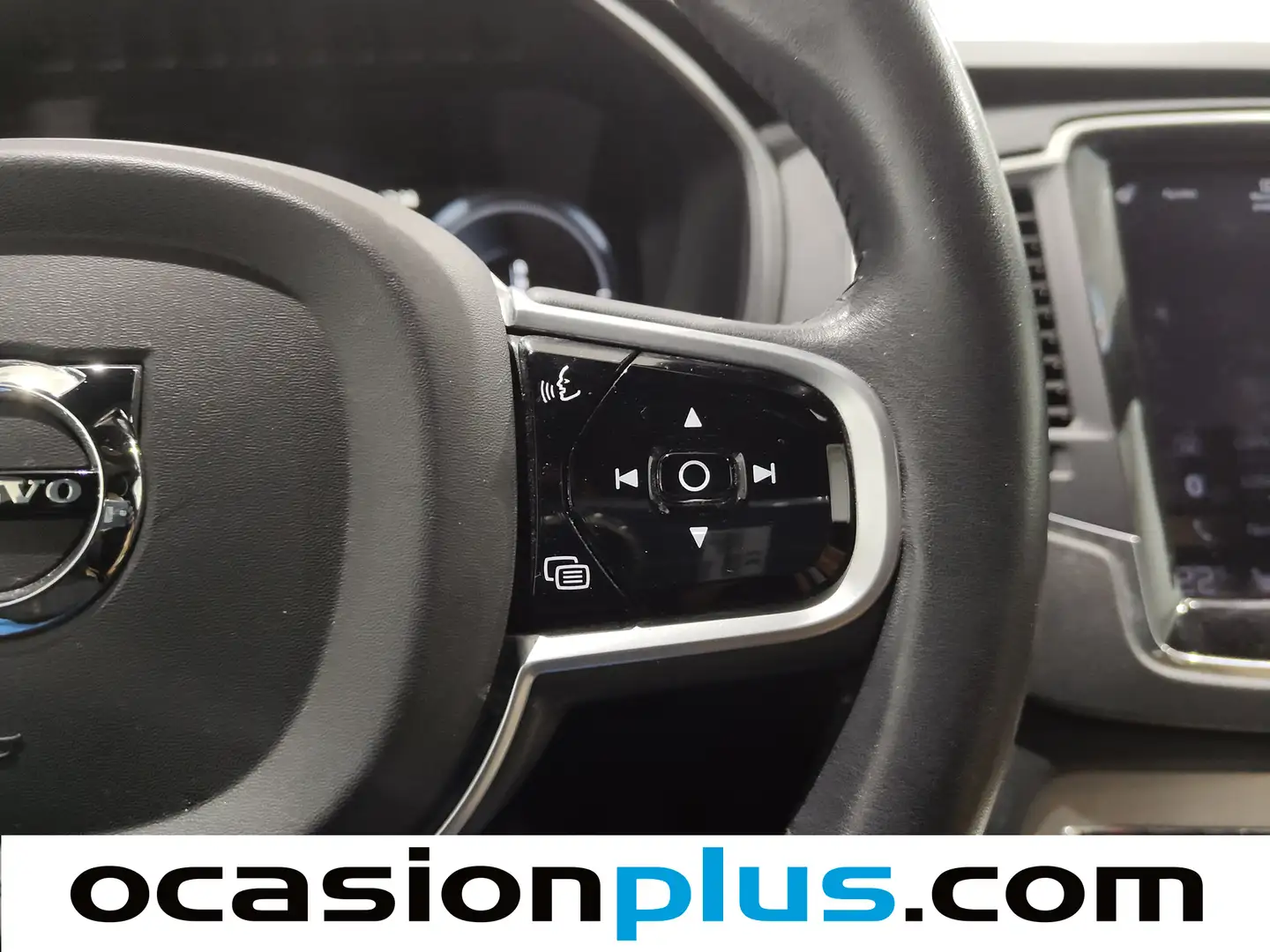 Foto Volvo XC90 Volvo XC90 T8 Momentum AWD Auto (390 CV) 7 Plazas