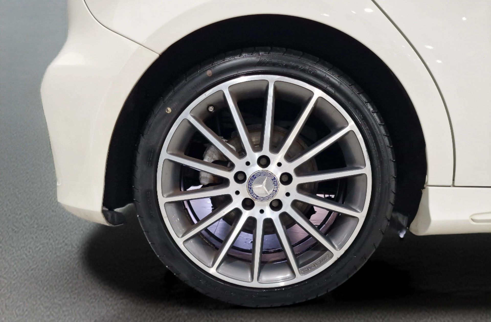 Mercedes-Benz Clase A 180 CDI AMG Line - foto 36