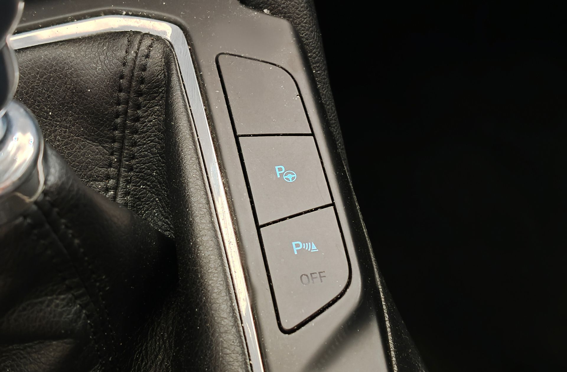 Ford Kuga 2.0 EcoBlue MHEV Titanium - foto 10