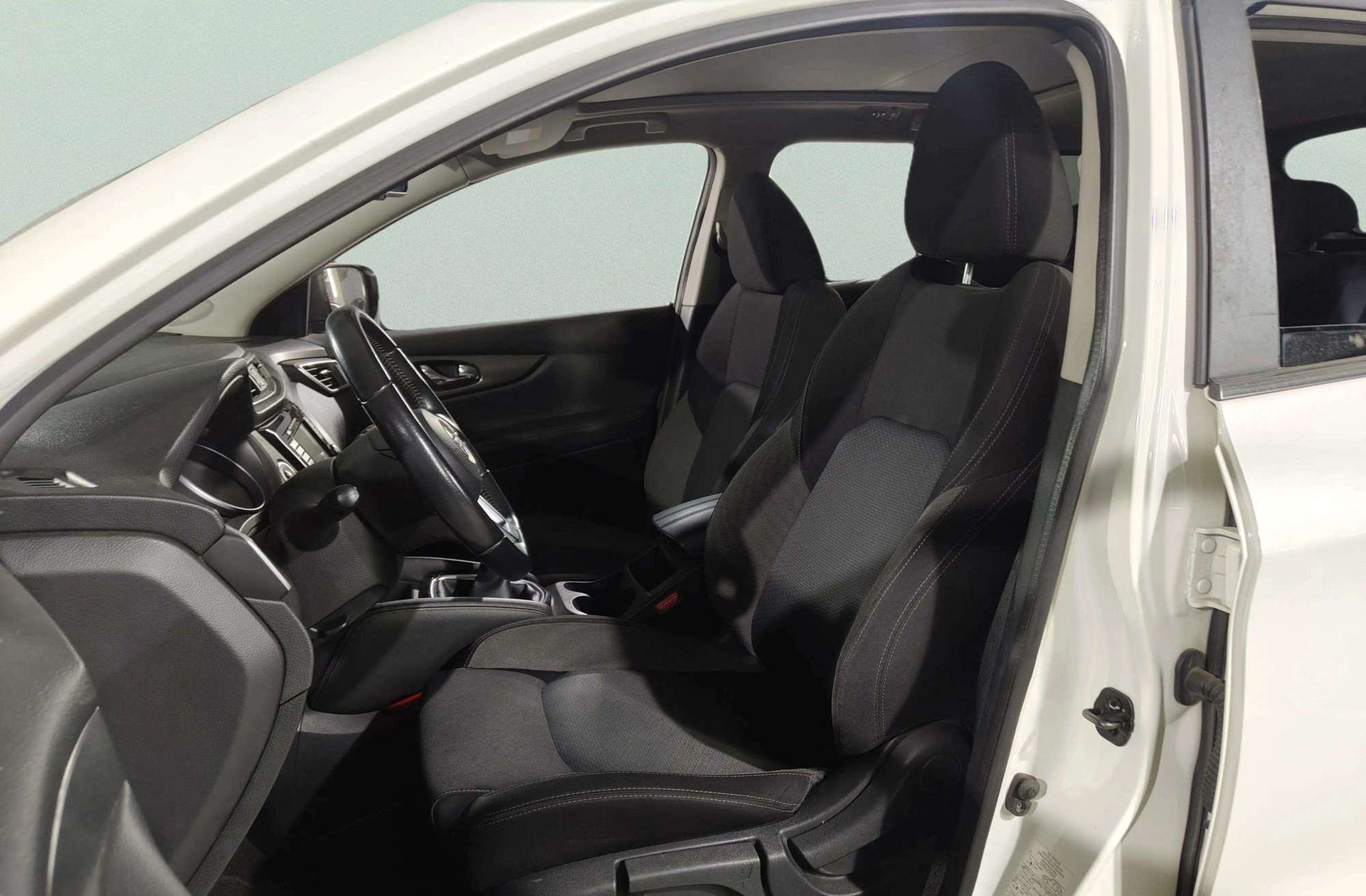 Nissan Qashqai dCi 115 N-Connecta - foto 11