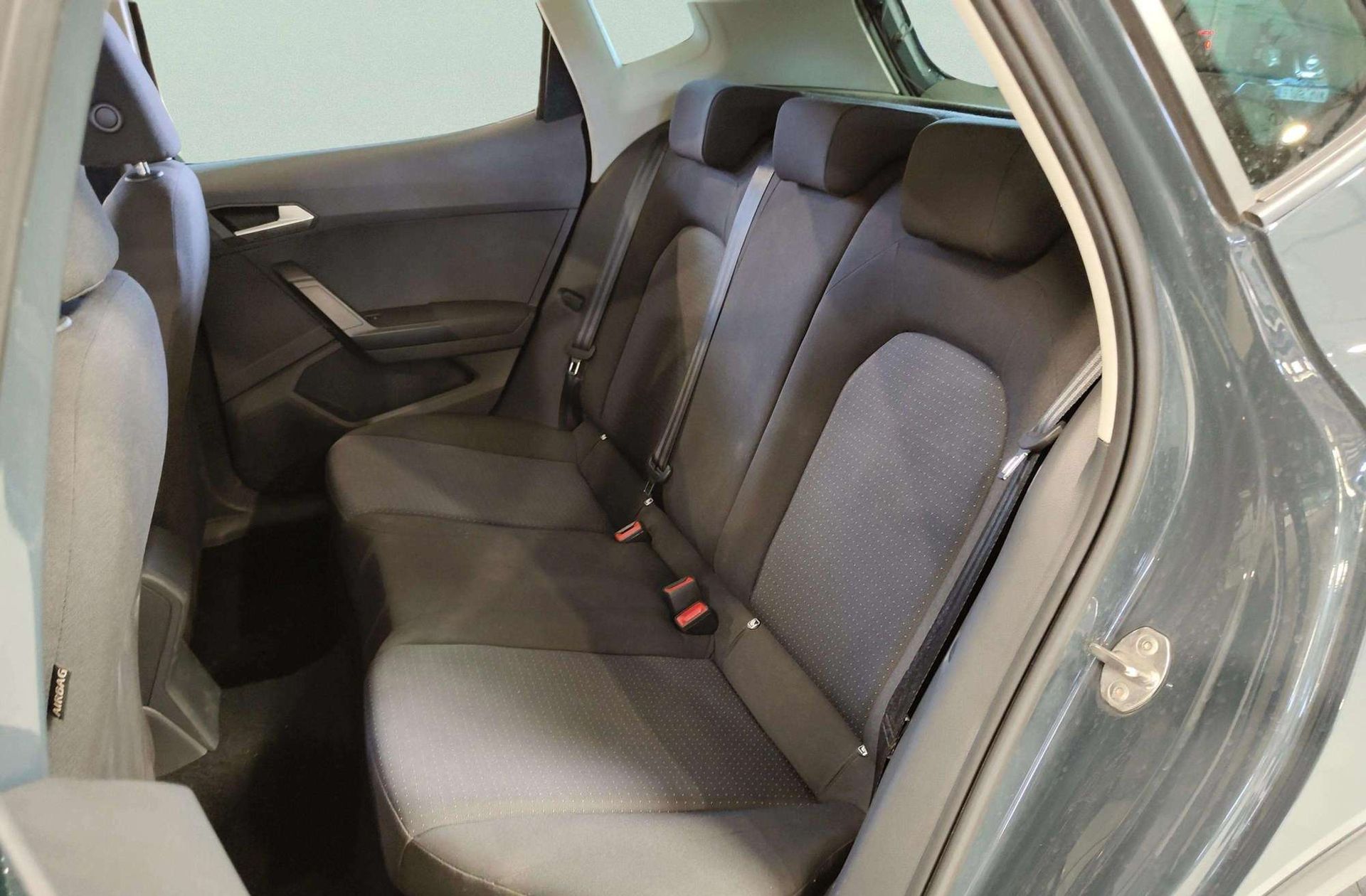 SEAT Arona 1.0 TSI Style XL DSG - foto 11