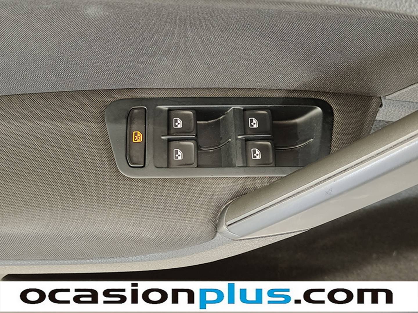 Foto Volkswagen Golf Volkswagen Golf Business 1.0 TSI (115 CV)