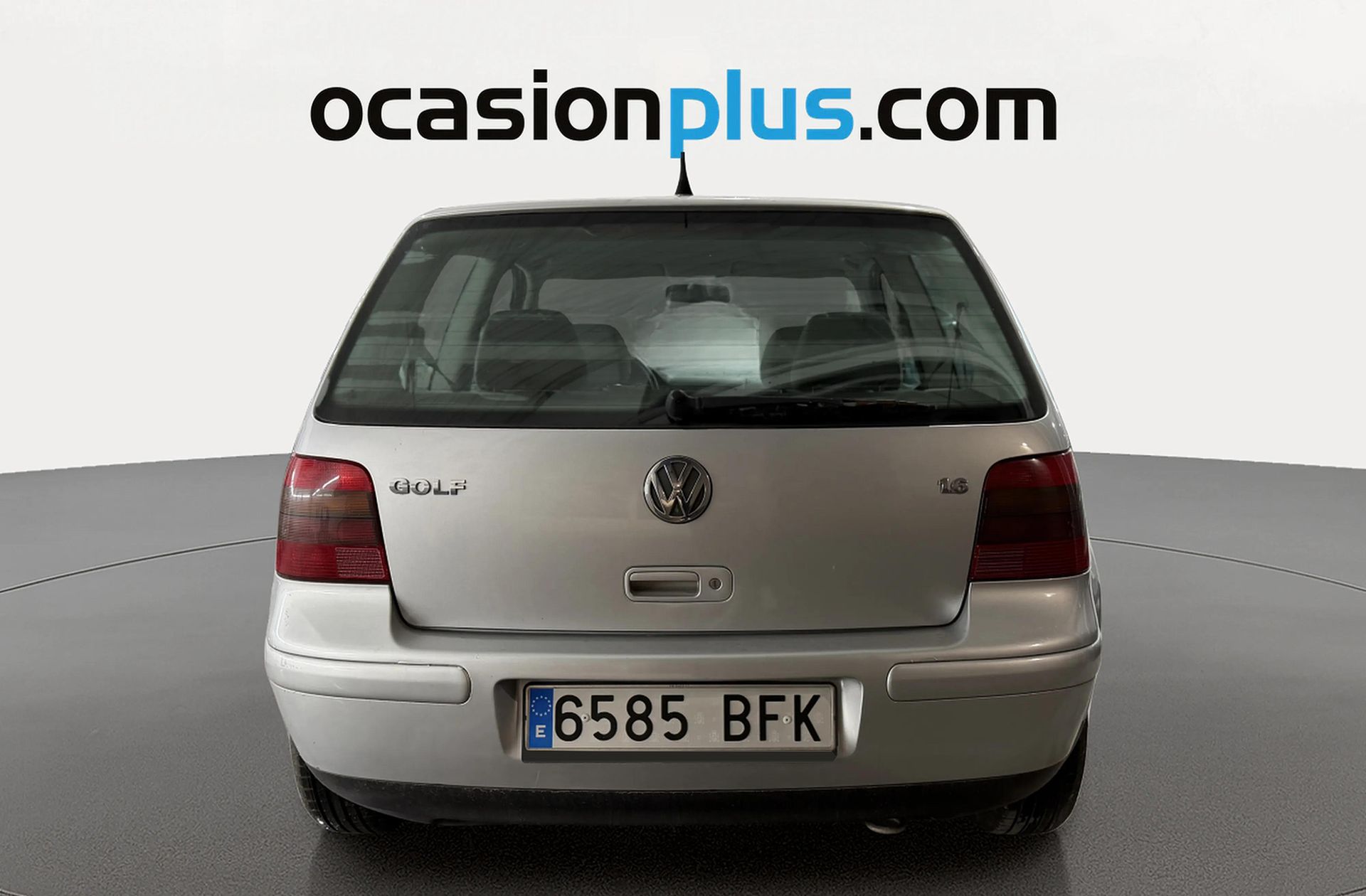 Volkswagen Golf Conceptline 1.6 - foto 11