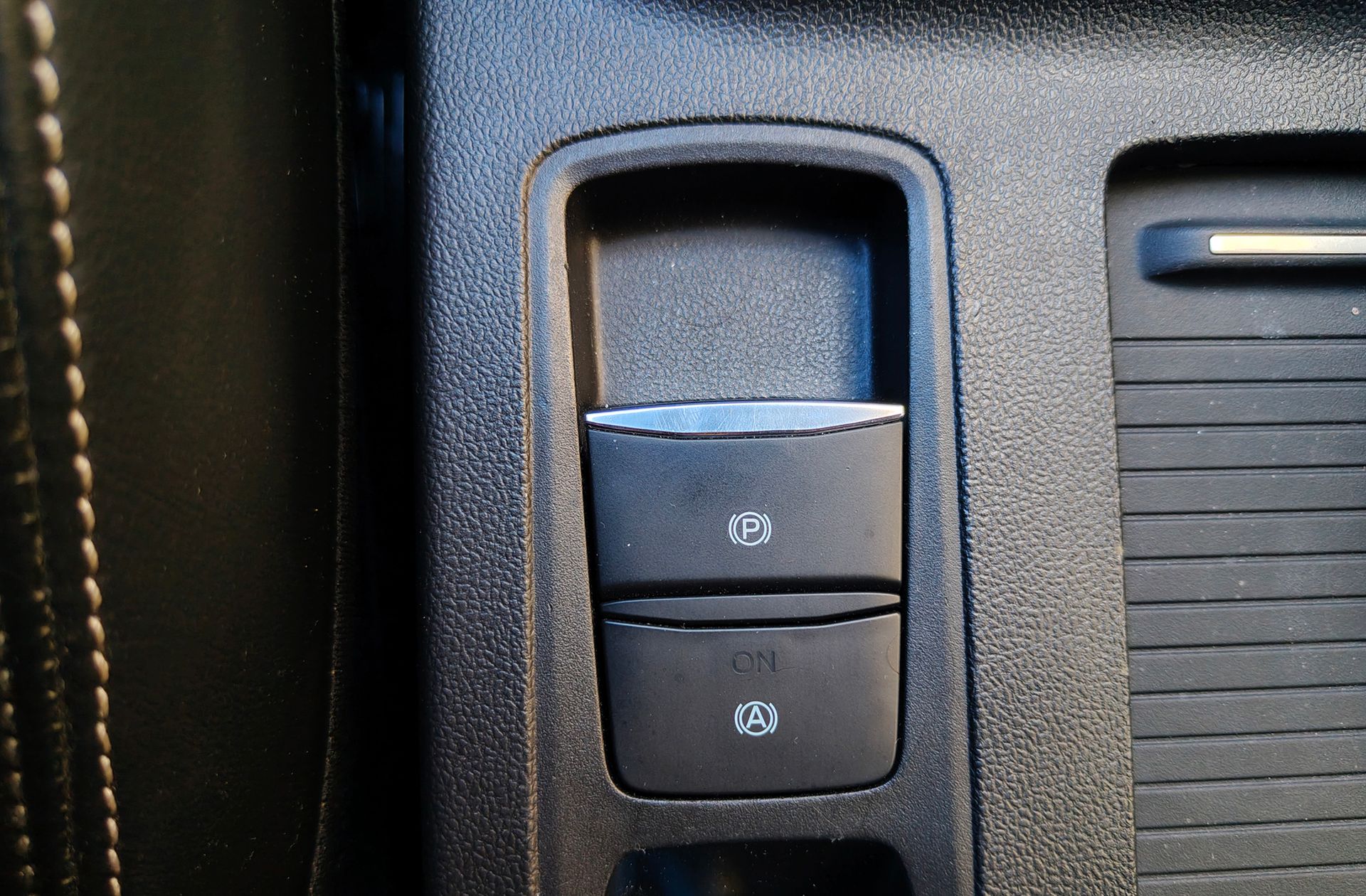 Ford Focus 2.3 EcoBoost ST - foto 29