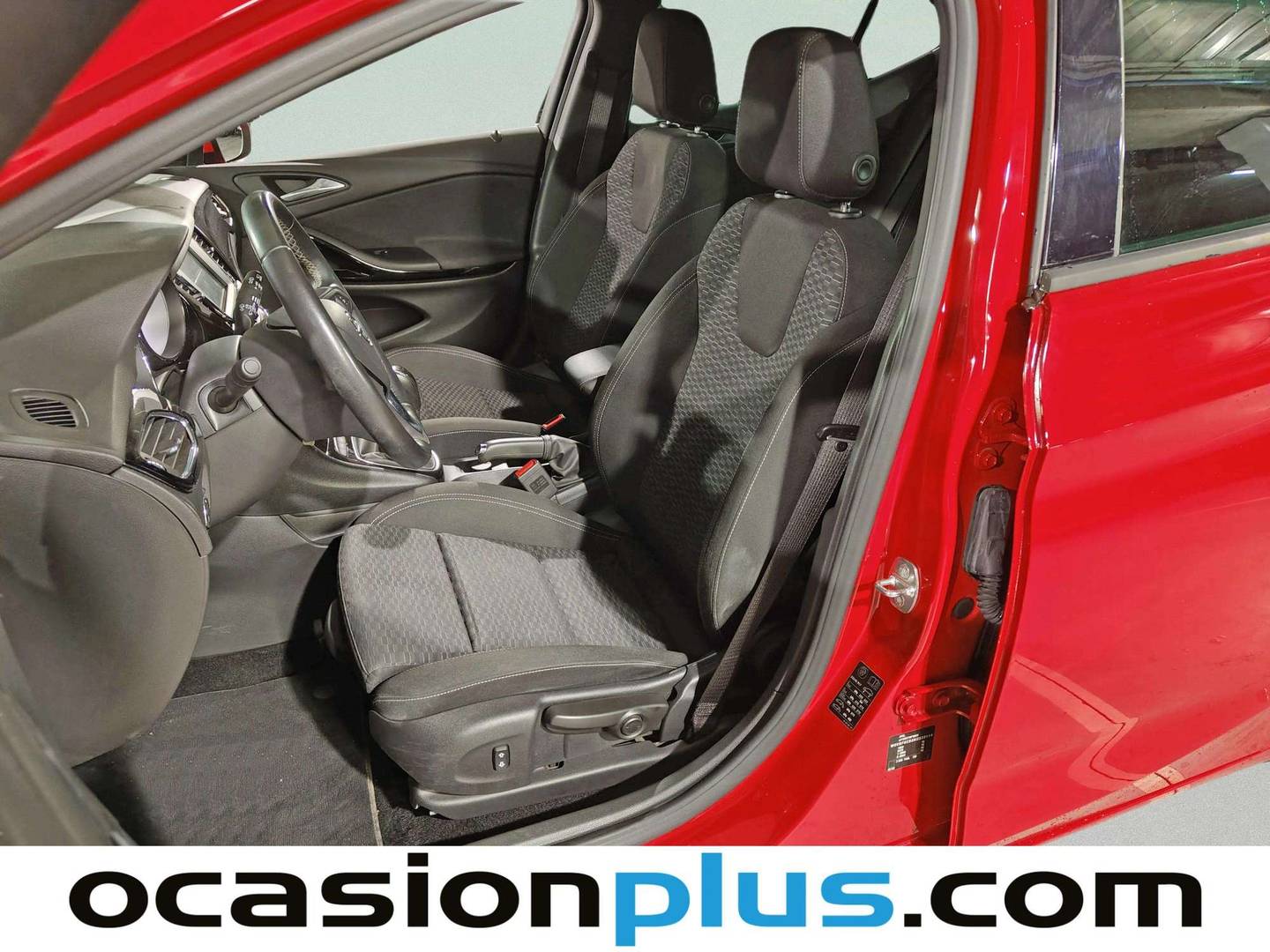 Foto asientos delanteros Opel Astra Opel Astra 1.4 Turbo S&S Dynamic (125 CV)