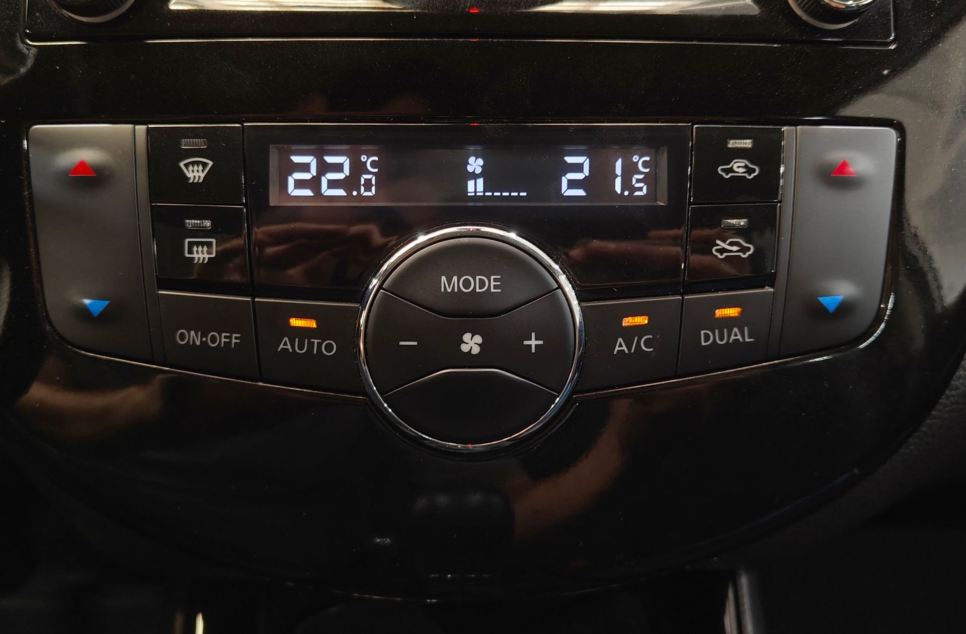 Nissan Pulsar dCi 110 N-Connecta - foto 31