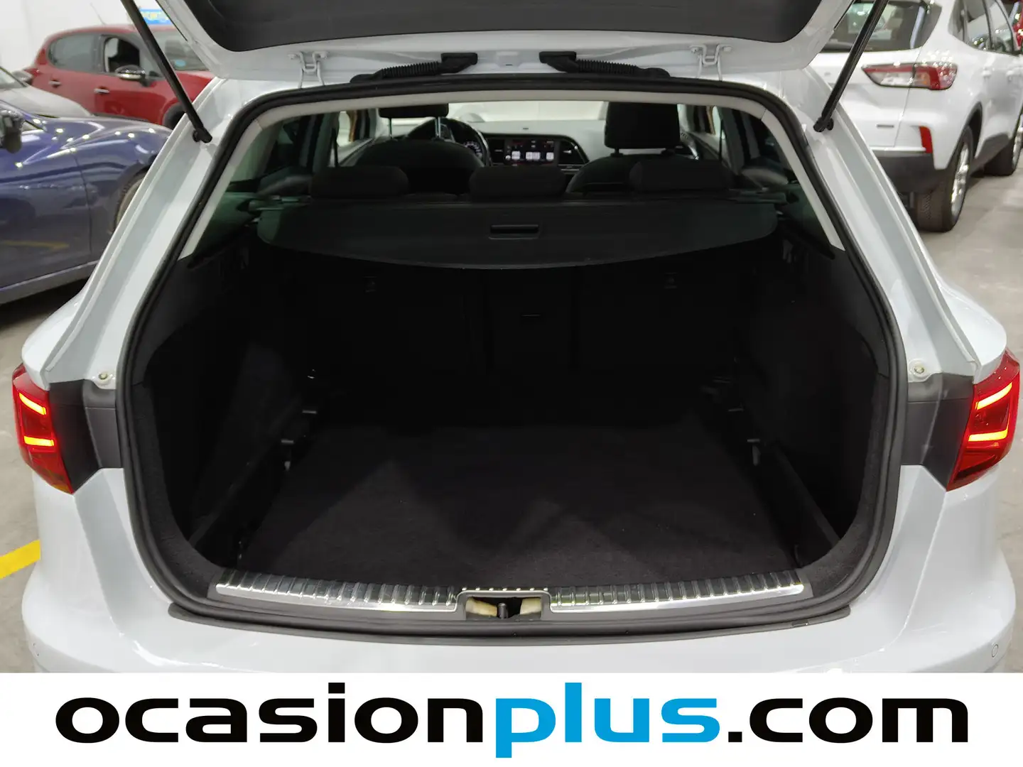 Foto Seat León SEAT León ST ST 1.8 TSI S&S FR Plus (180 CV)