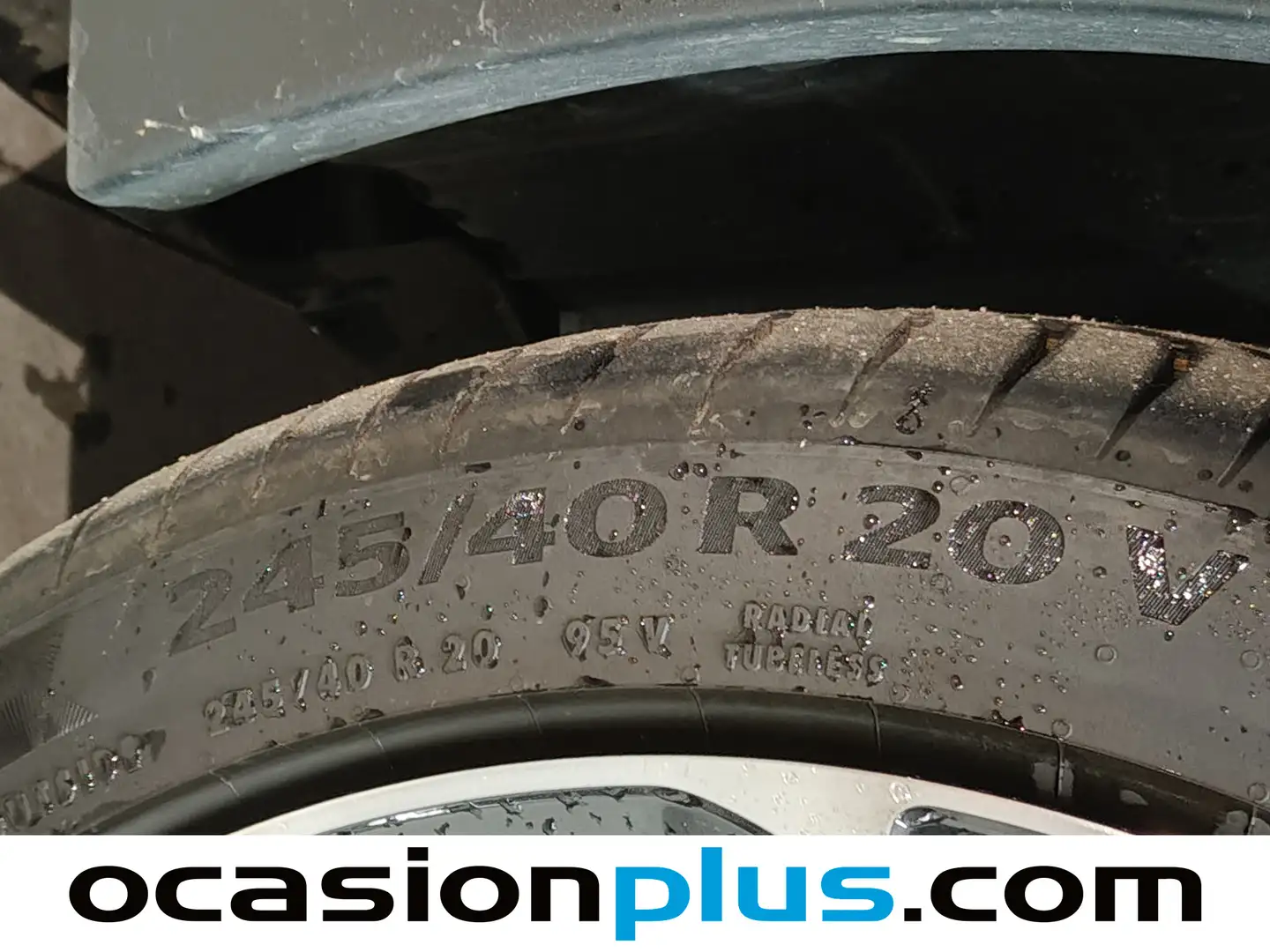 Foto Toyota C-HR TOYOTA C-HR 220PH GR Sport (223 CV)