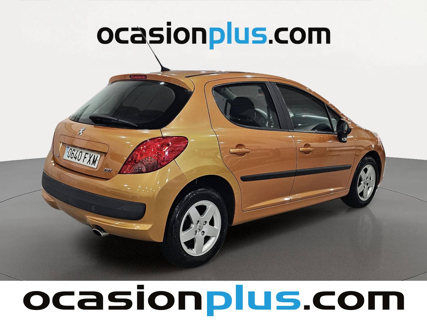 Foto trasera Peugeot 207 Peugeot 207 1.4 VTi Sport 16v (95 CV) derecha
