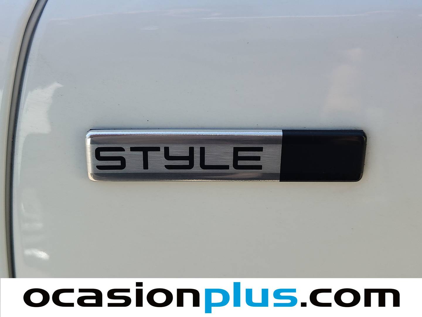 Extras y acabados del Peugeot 3008 Peugeot 3008 1.6 BlueHDI FAP Style (120 CV)
