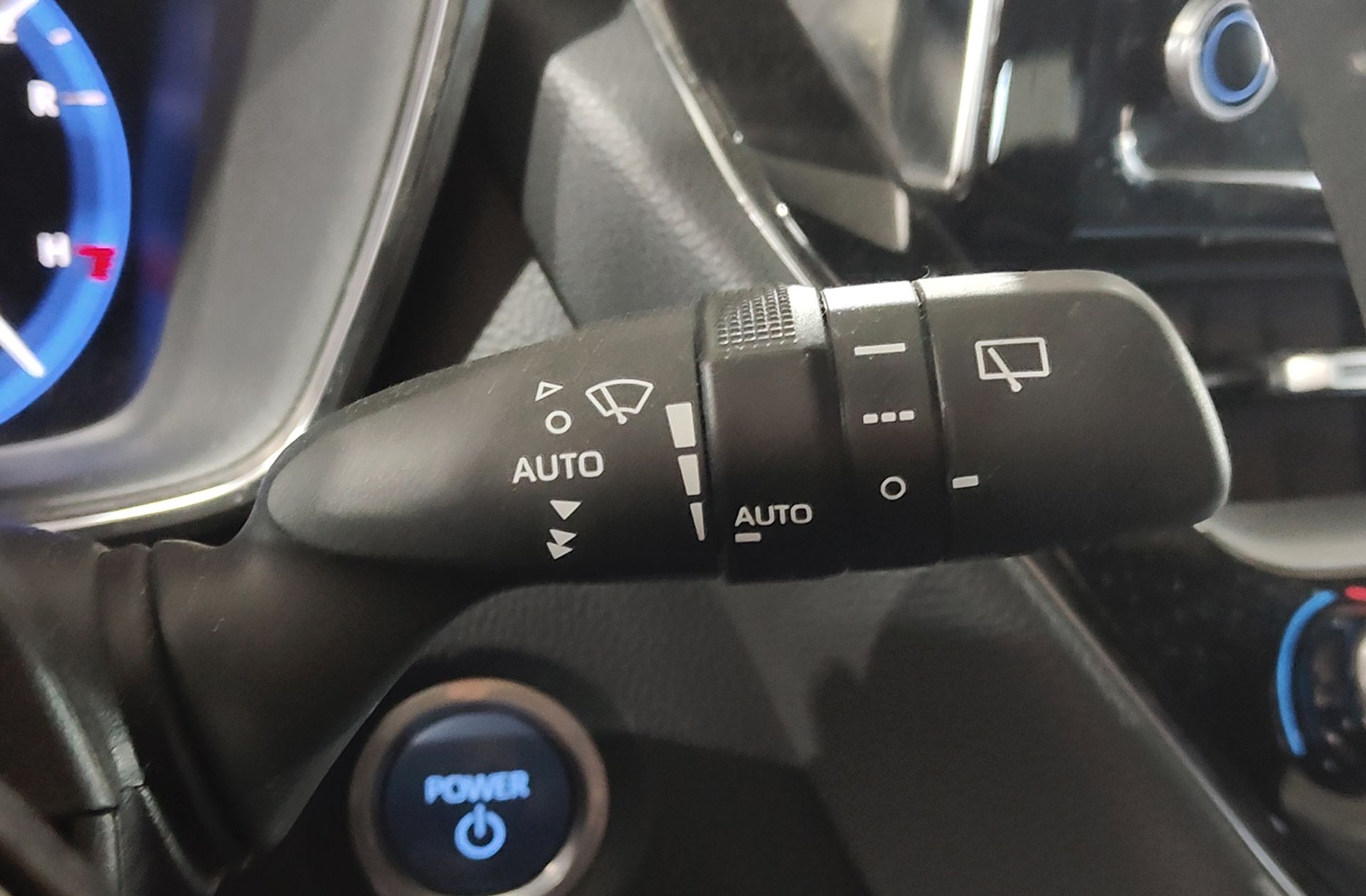 Toyota Corolla Touring Sports 180H Style E-CVT - foto 21
