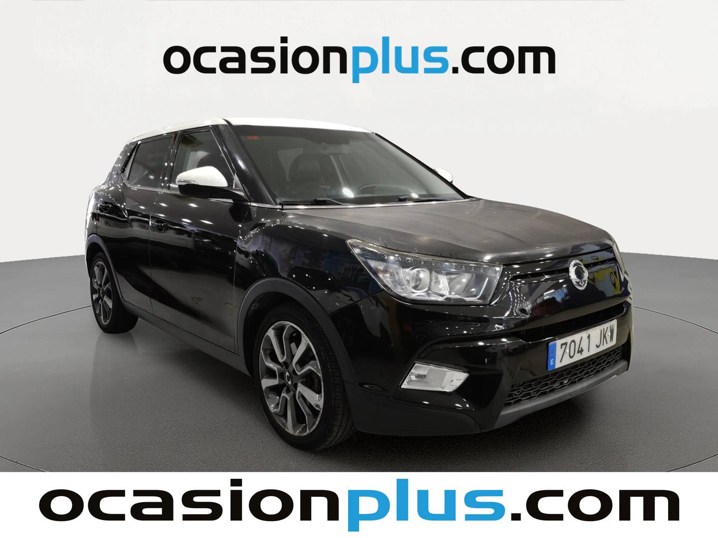 Foto delantera SsangYong Tivoli SsangYong Tivoli 1.6 D16T Limited Auto 4x2 (115 CV) derecha