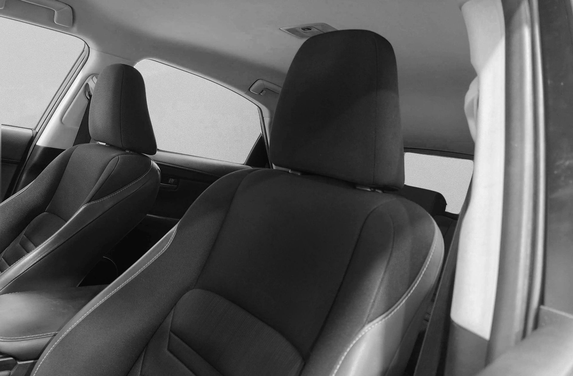 Lexus NX 300h Corporate 2WD Navibox - foto 11