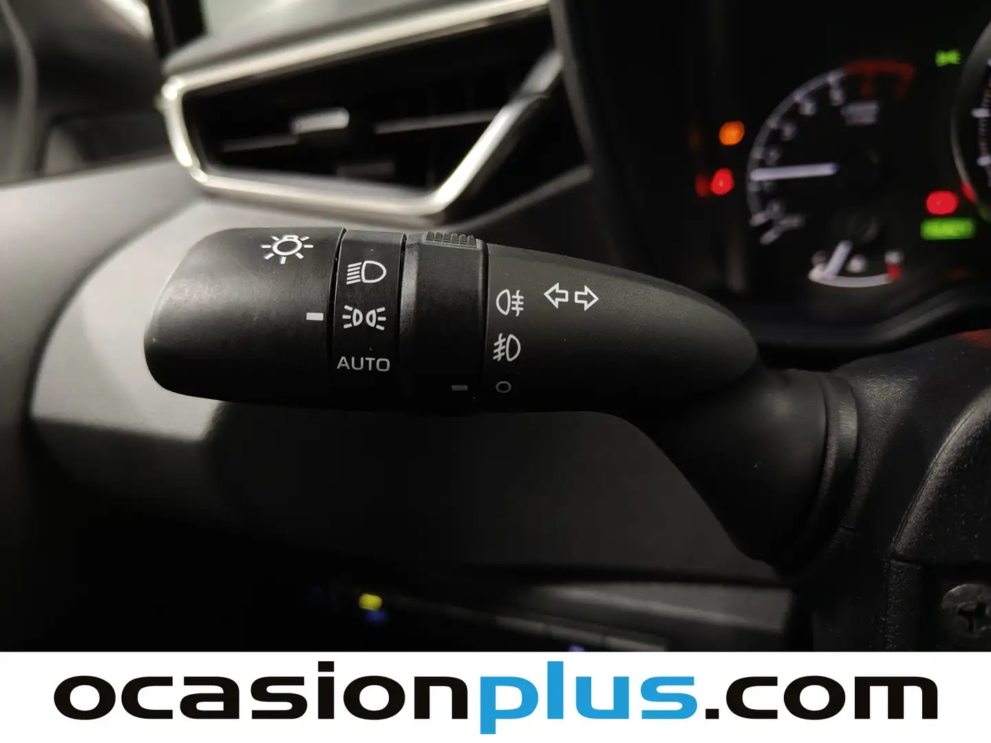 Foto Toyota Corolla Toyota Corolla 125H Business E-CVT (122 CV)