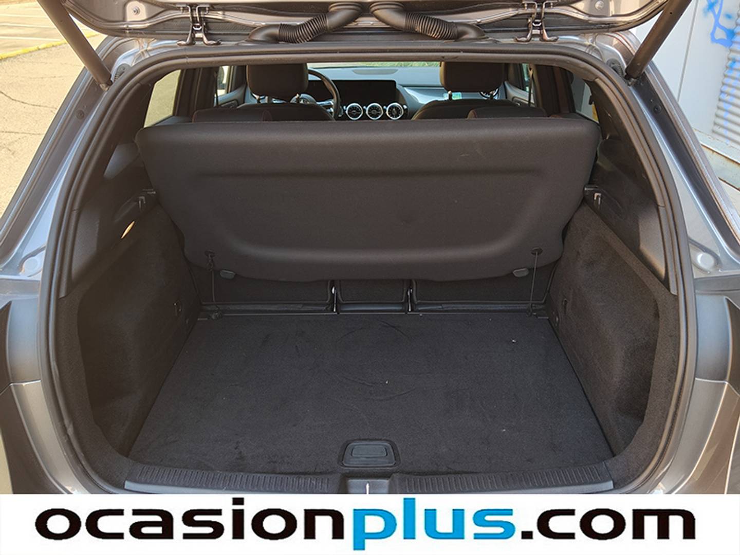 Foto Mercedes Clase B Mercedes-Benz Clase B 250 e  (218 CV) Pack AMG