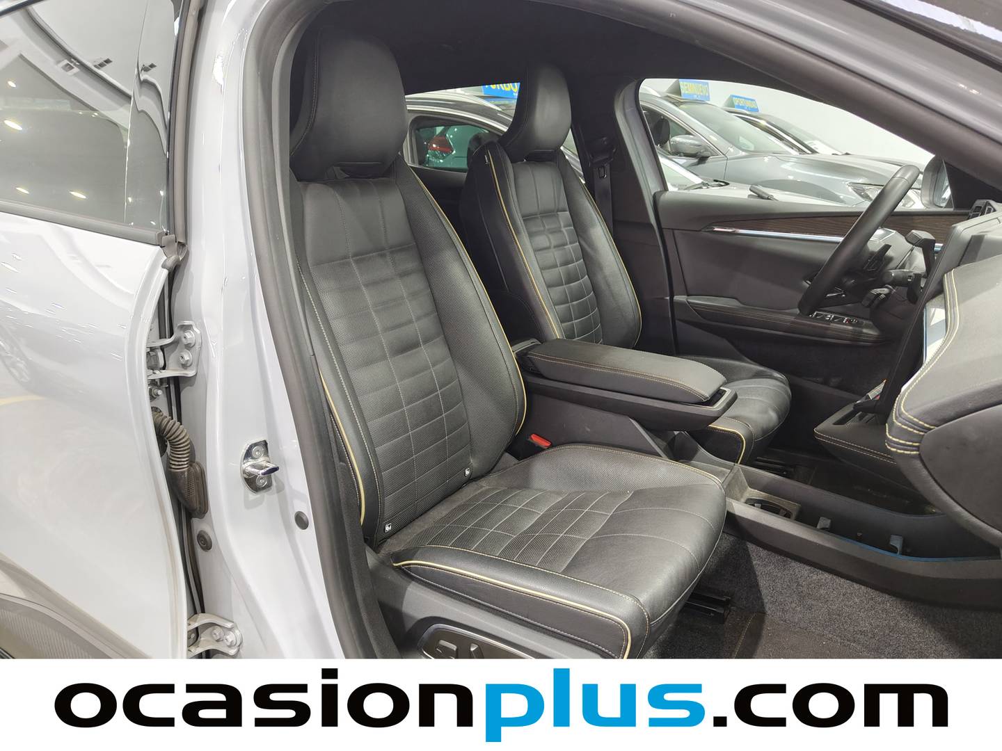 Foto Renault Megane E-Tech Renault Megane Iconic E-Tech Híbrido EV60 Super Charge (218 CV)