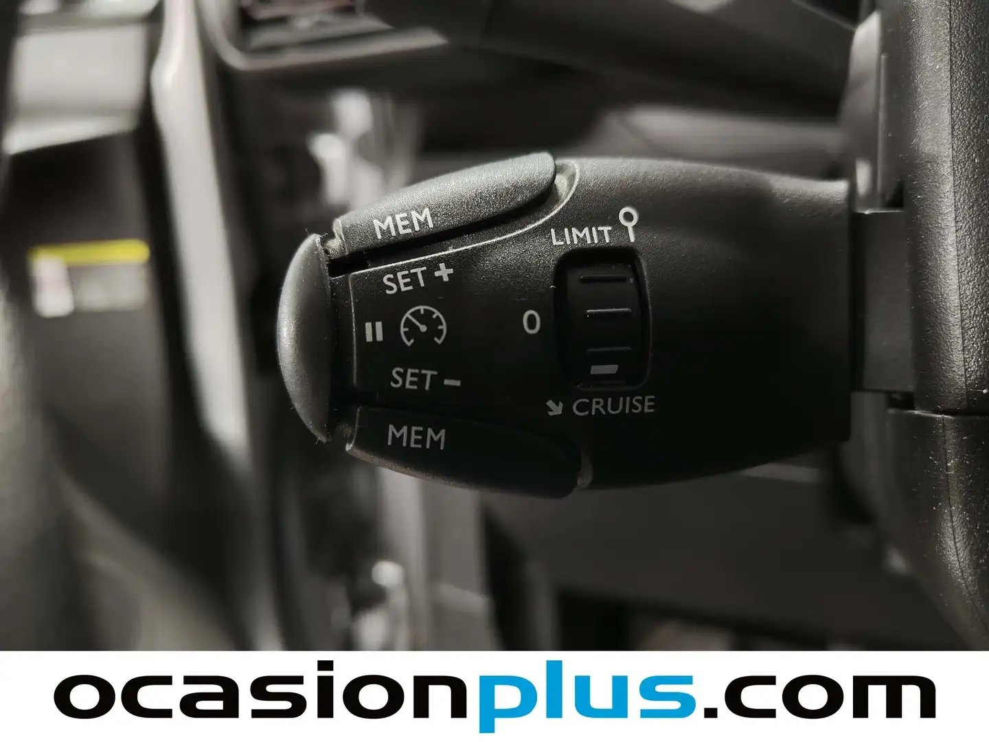 Foto Peugeot Rifter Peugeot Rifter BlueHDi 130 S&S Allure Business Standard (130 CV)