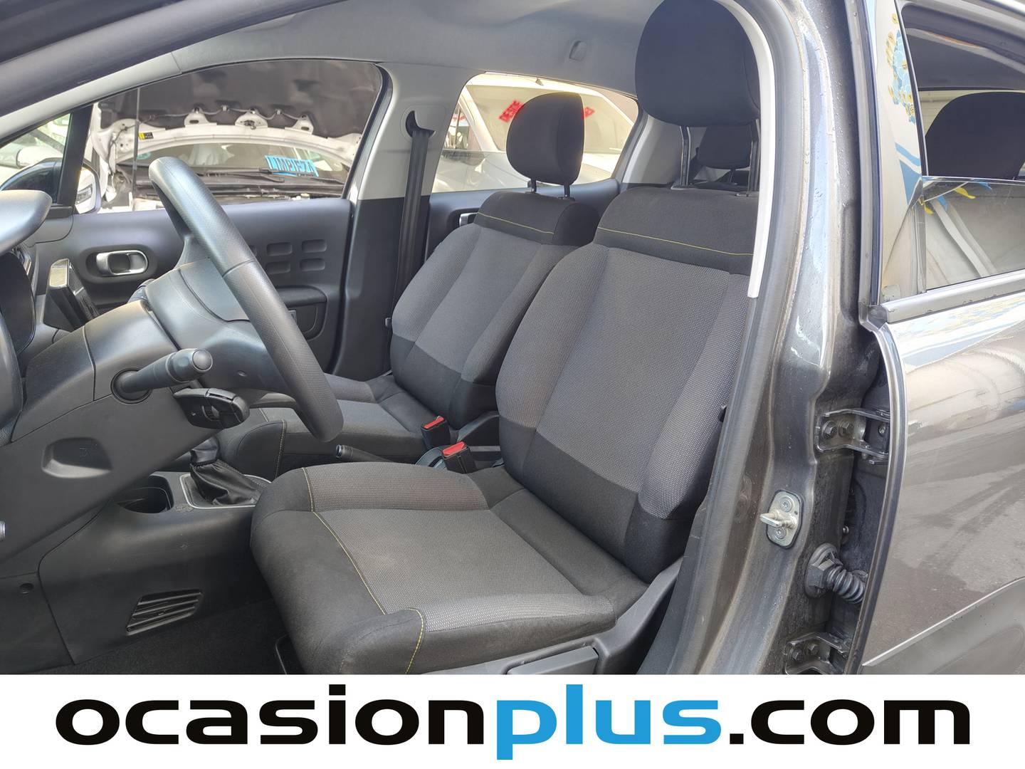 Foto asientos delanteros Citroën C3 Citroën C3 PureTech 110 S&S Shine EAT6 (110 CV)