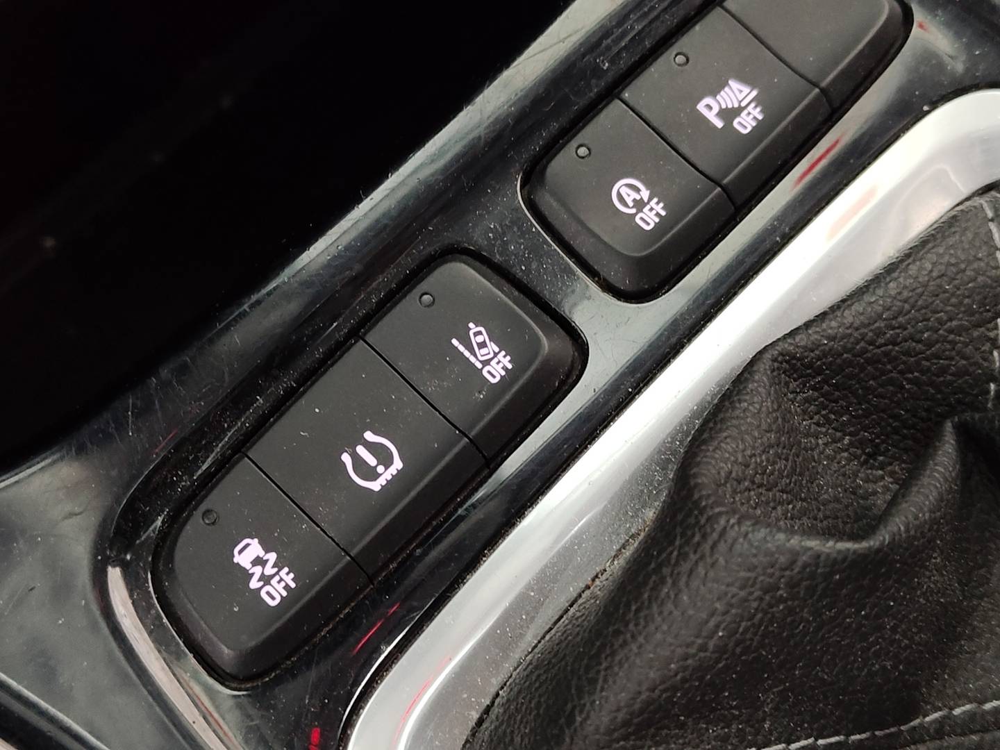 Foto Opel Crossland X Opel Crossland X 1.2 Turbo S&S ecoTEC Selective (110 CV)