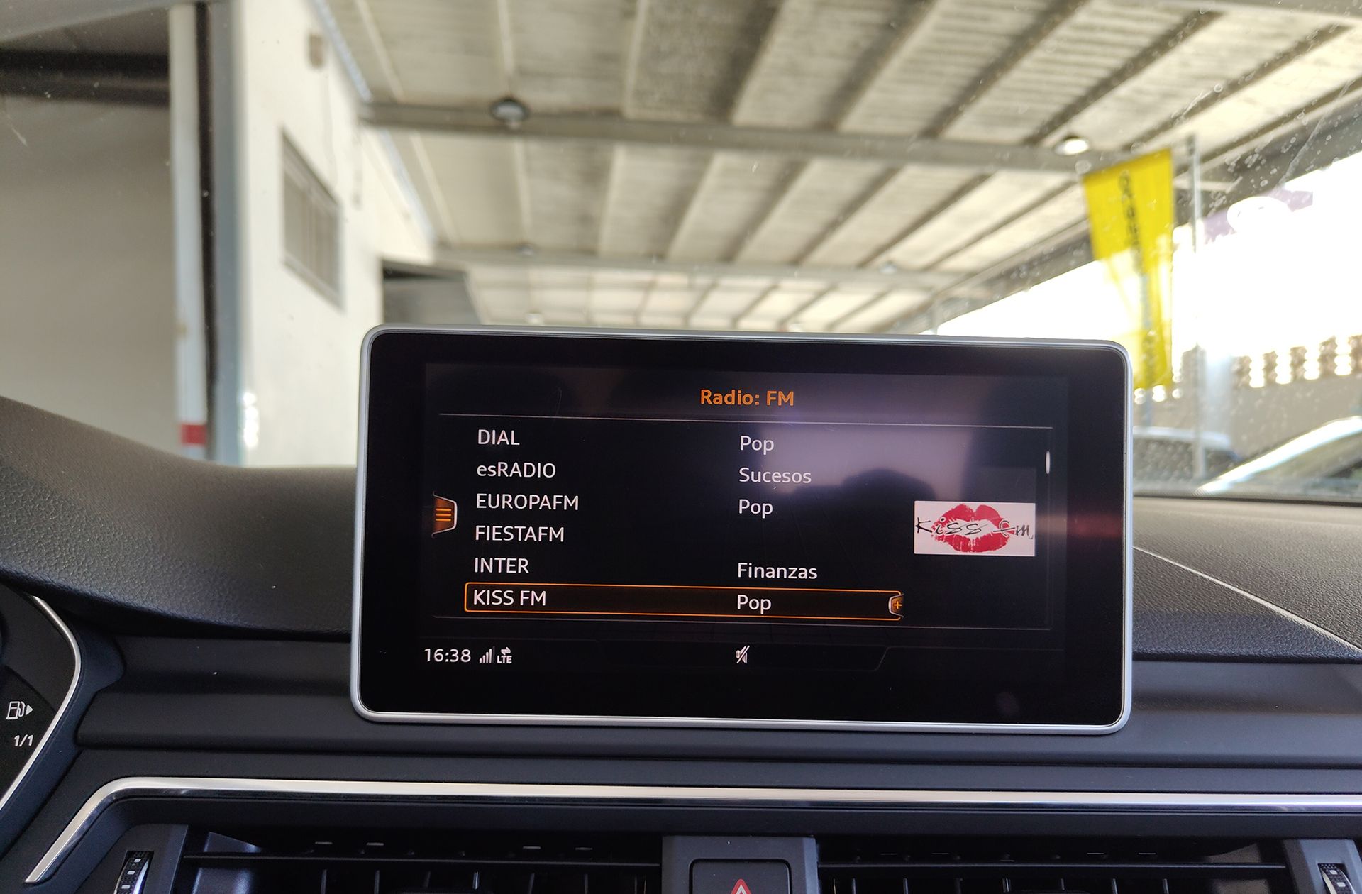 Audi A5 Cabrio S line 2.0 TDI S tronic - foto 39