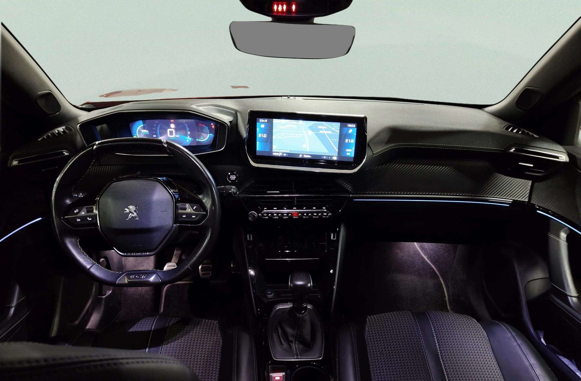 Peugeot 2008 PureTech 130 GT - foto 8