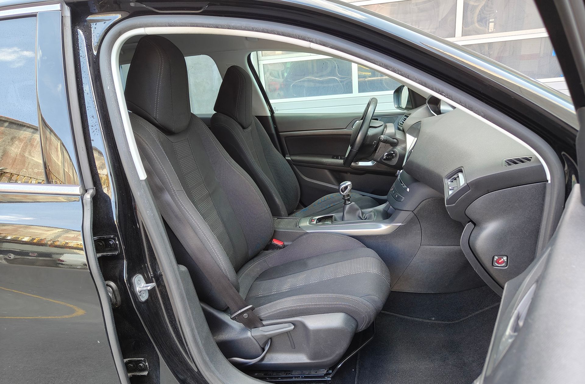 Peugeot 308 SW BlueHDi 120 Allure - foto 20