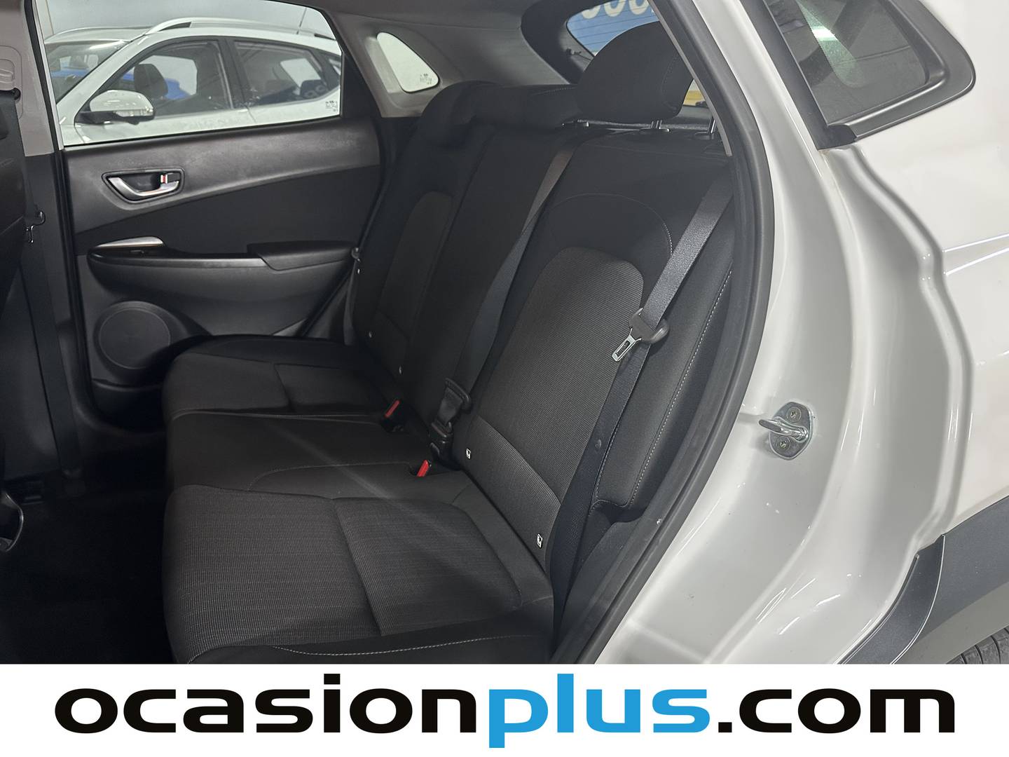 Foto asientos traseros Hyundai Kona Hyundai Kona 1.6 GDI HEV Tecno 2C DCT (141 CV)