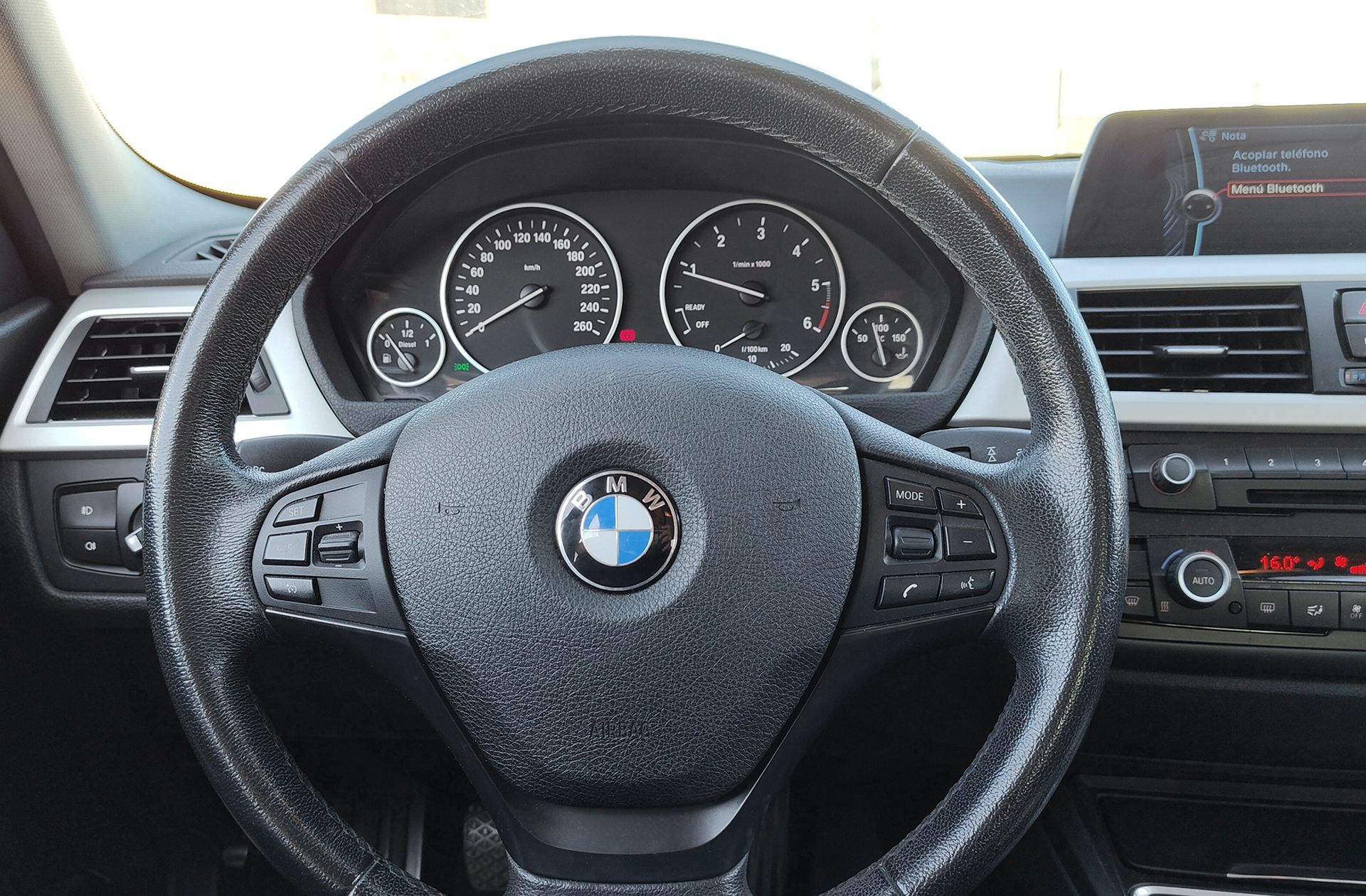 BMW Serie 3 318d - foto 22