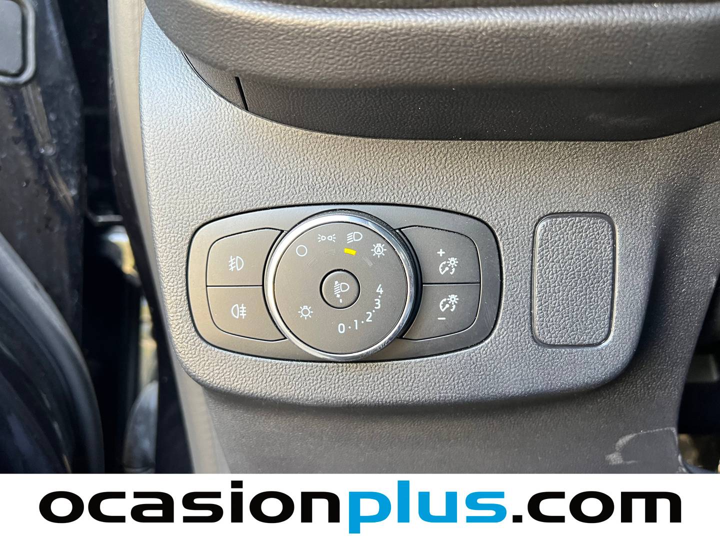 Foto Ford Puma Ford Puma 1.0 EcoBoost MHEV ST-Line X Auto (125 CV)