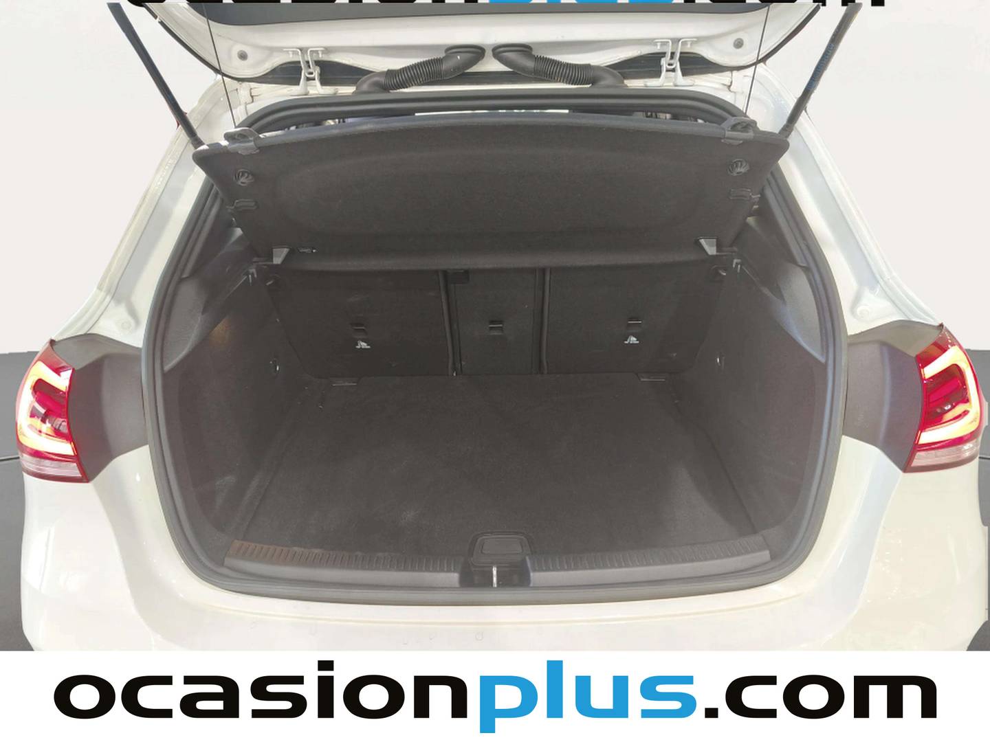 Foto Mercedes Clase A Mercedes-Benz Clase A 180 d (116 CV) Pack AMG