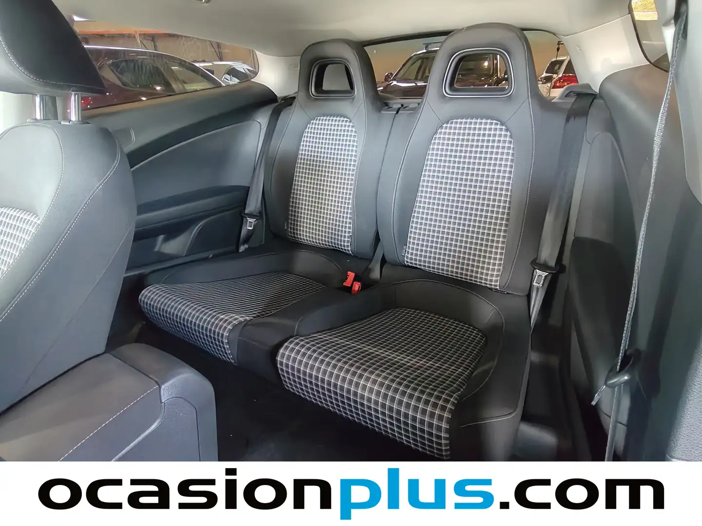 Foto Volkswagen Scirocco Volkswagen Scirocco Typhoon by R-Line 2.0 TSI BMT (180 CV)